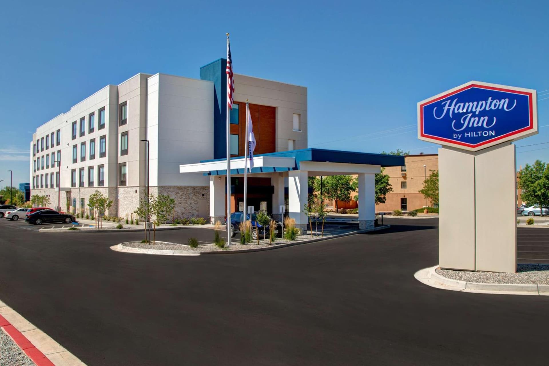 Hampton Inn Santa Fe South, NM interior in Santa Fe, NM — gallery photo 2