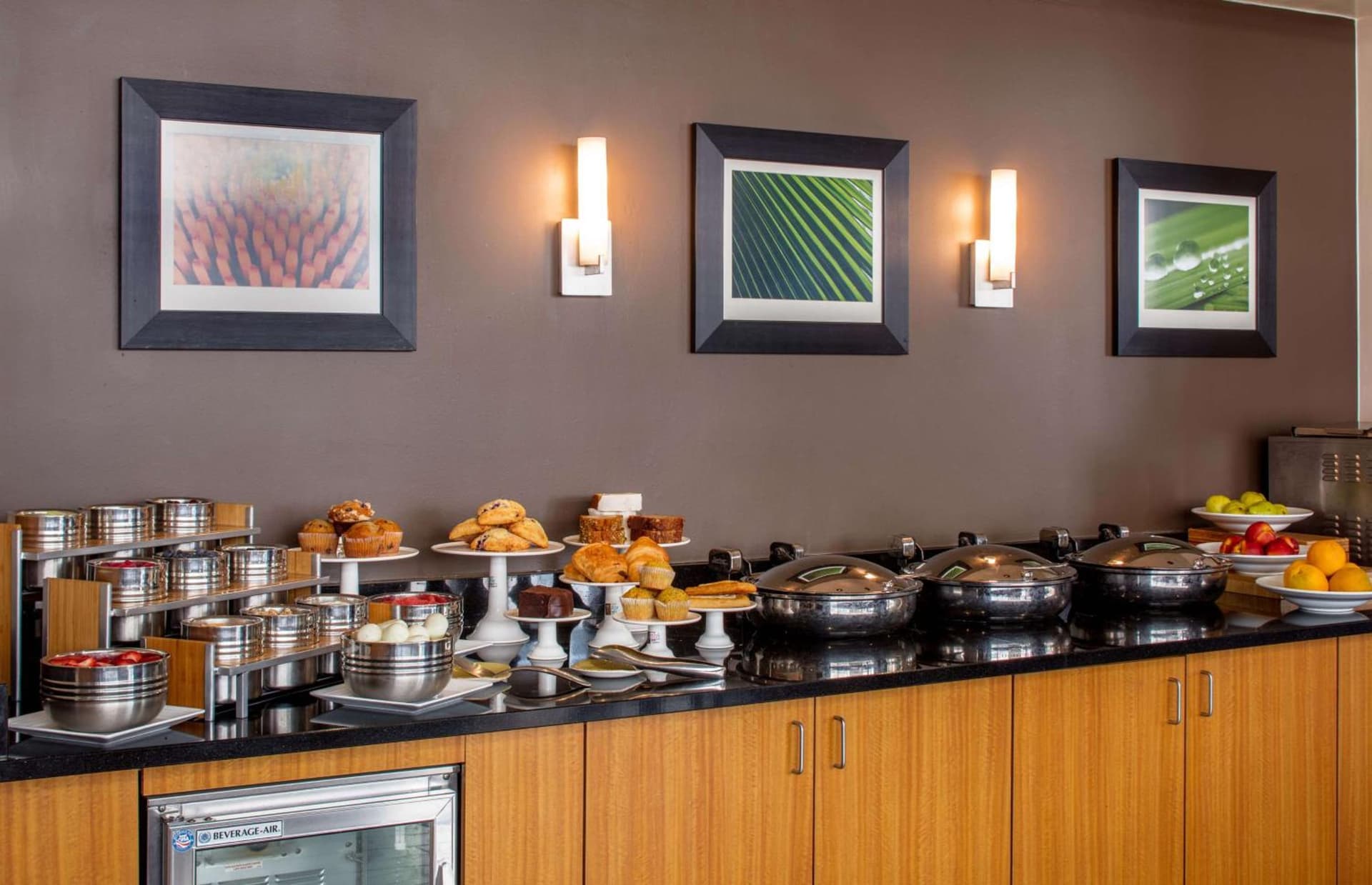 DoubleTree Suites by Hilton Minneapolis Downtown gallery photo in Minneapolis, MN — image 5