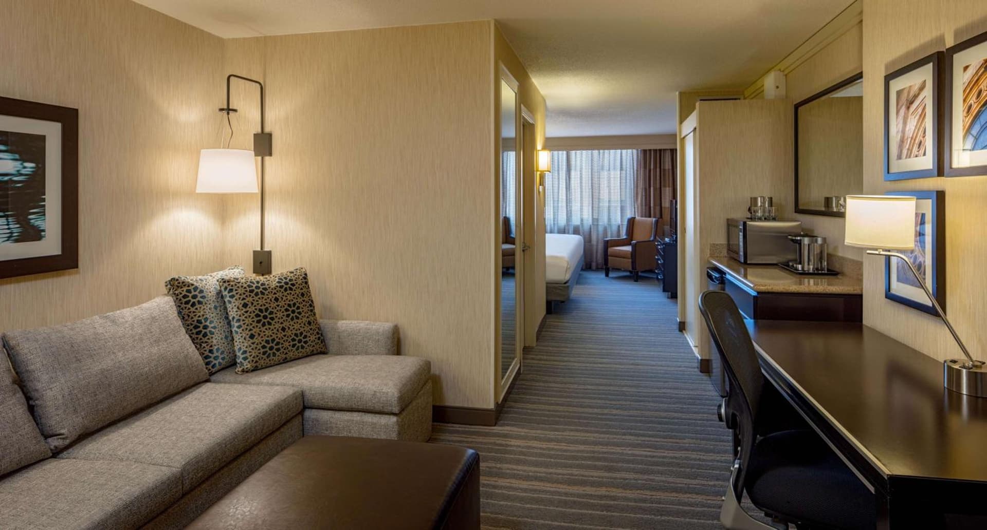DoubleTree Suites by Hilton Minneapolis Downtown gallery photo in Minneapolis, MN — image 22