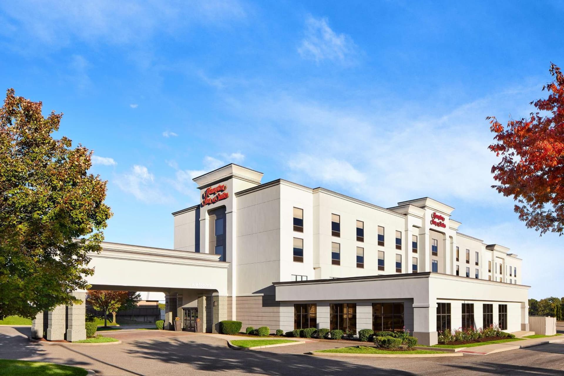 Hampton Inn & Suites West Haven featured exterior or lobby in West Haven, CT — similar hotel
