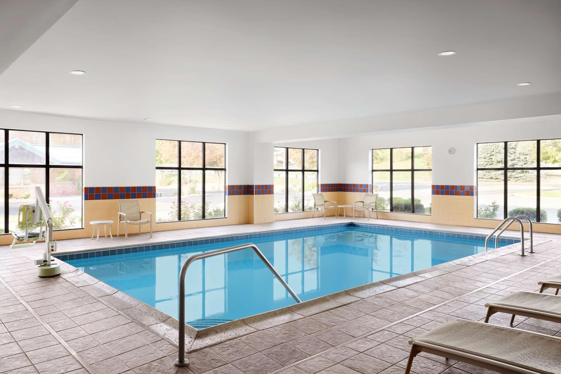 Hampton Inn & Suites West Haven gallery photo in West Haven, CT — image 16