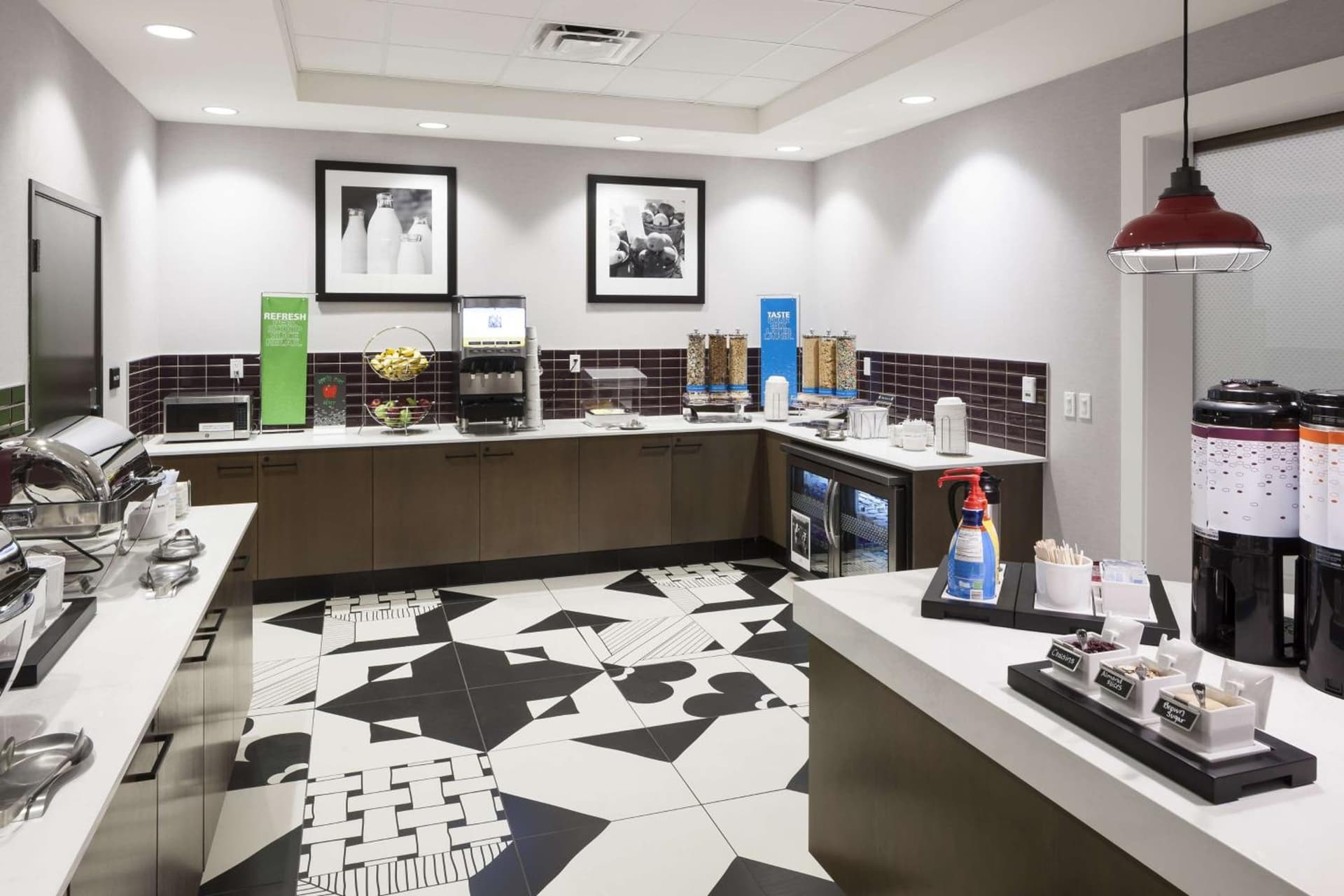 Hampton Inn & Suites Phoenix Downtown gallery photo in Phoenix, AZ — image 12