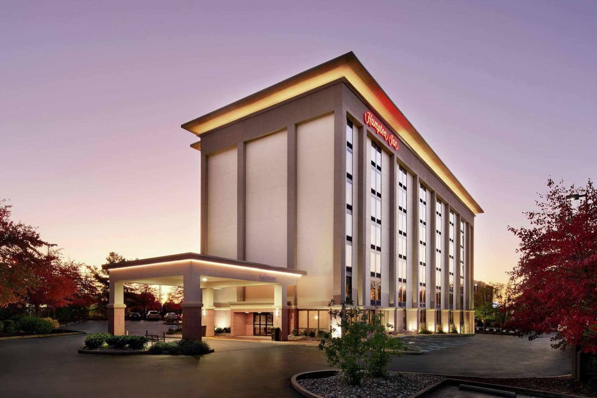 Hampton Inn Philadelphia/King of Prussia - Valley Forge interior in King of Prussia, PA — gallery photo 2