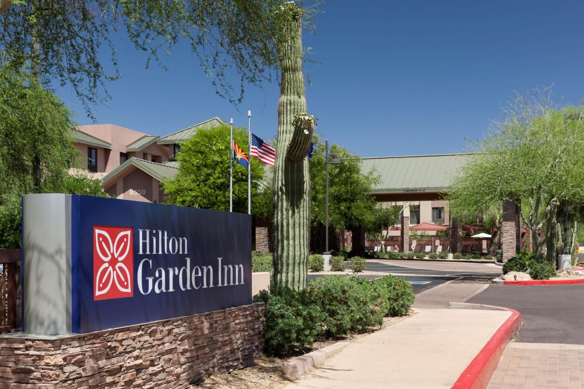 Hilton Garden Inn Scottsdale North/Perimeter Center interior in Scottsdale, AZ — gallery photo 2