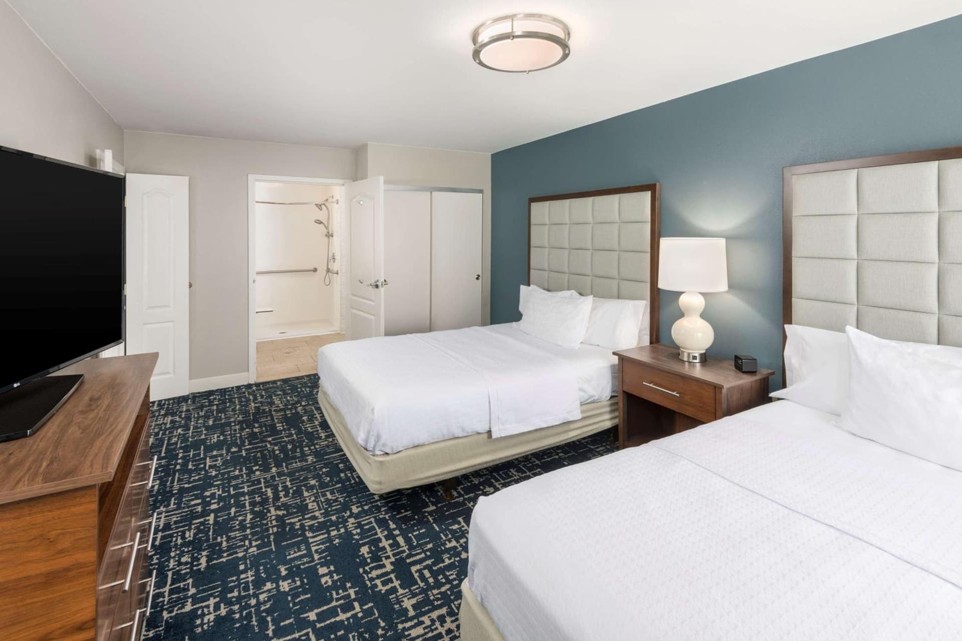 Homewood Suites by Hilton Mount Laurel interior in Mount Laurel — gallery photo 2