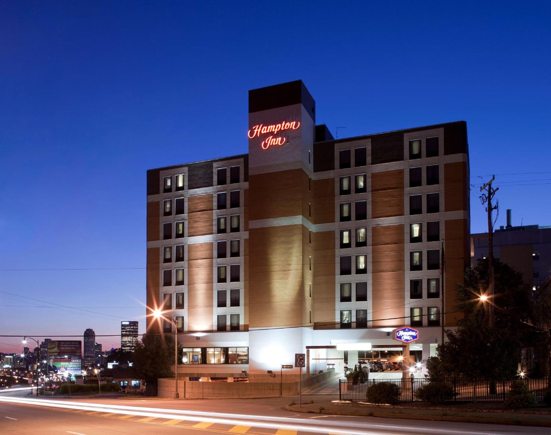 Hampton Inn Pittsburgh University Medical Center property views in Pittsburgh, PA — gallery photo 3