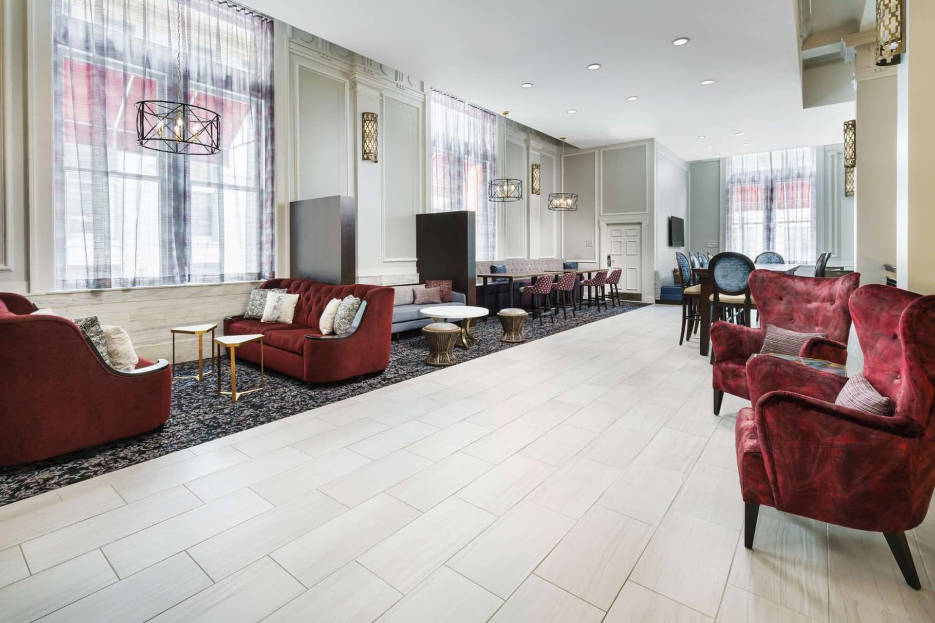 Hampton Inn & Suites Baltimore Inner Harbor property views in Baltimore, MD — gallery photo 3