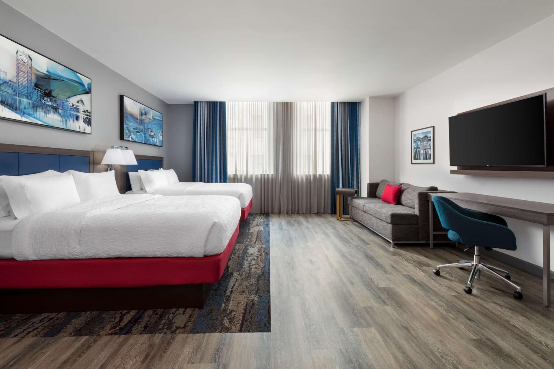 Hampton Inn & Suites Baltimore Inner Harbor gallery photo in Baltimore, MD — image 5