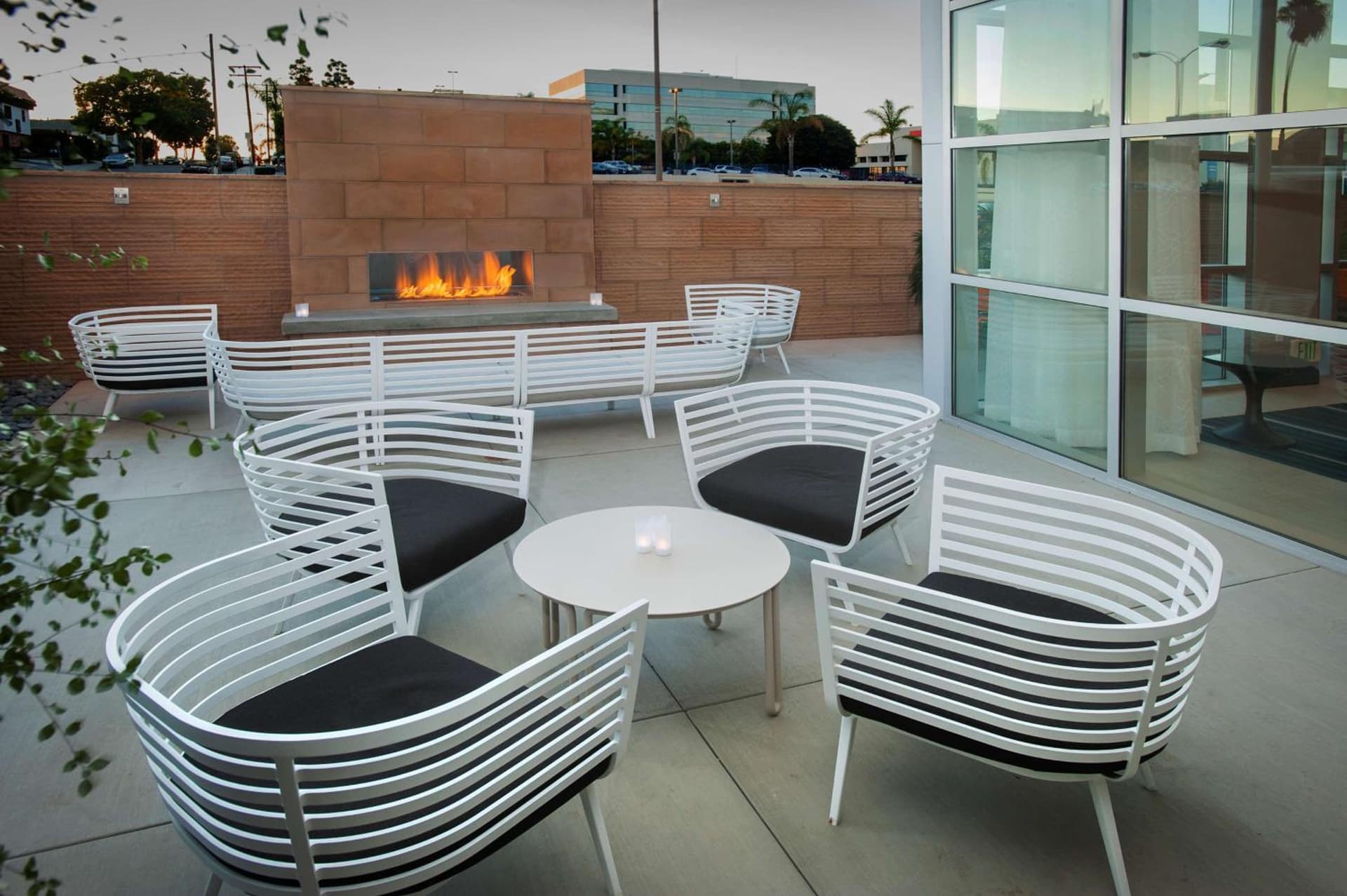 Hampton Inn & Suites LAX El Segundo gallery photo in El Segundo, CA — image 41