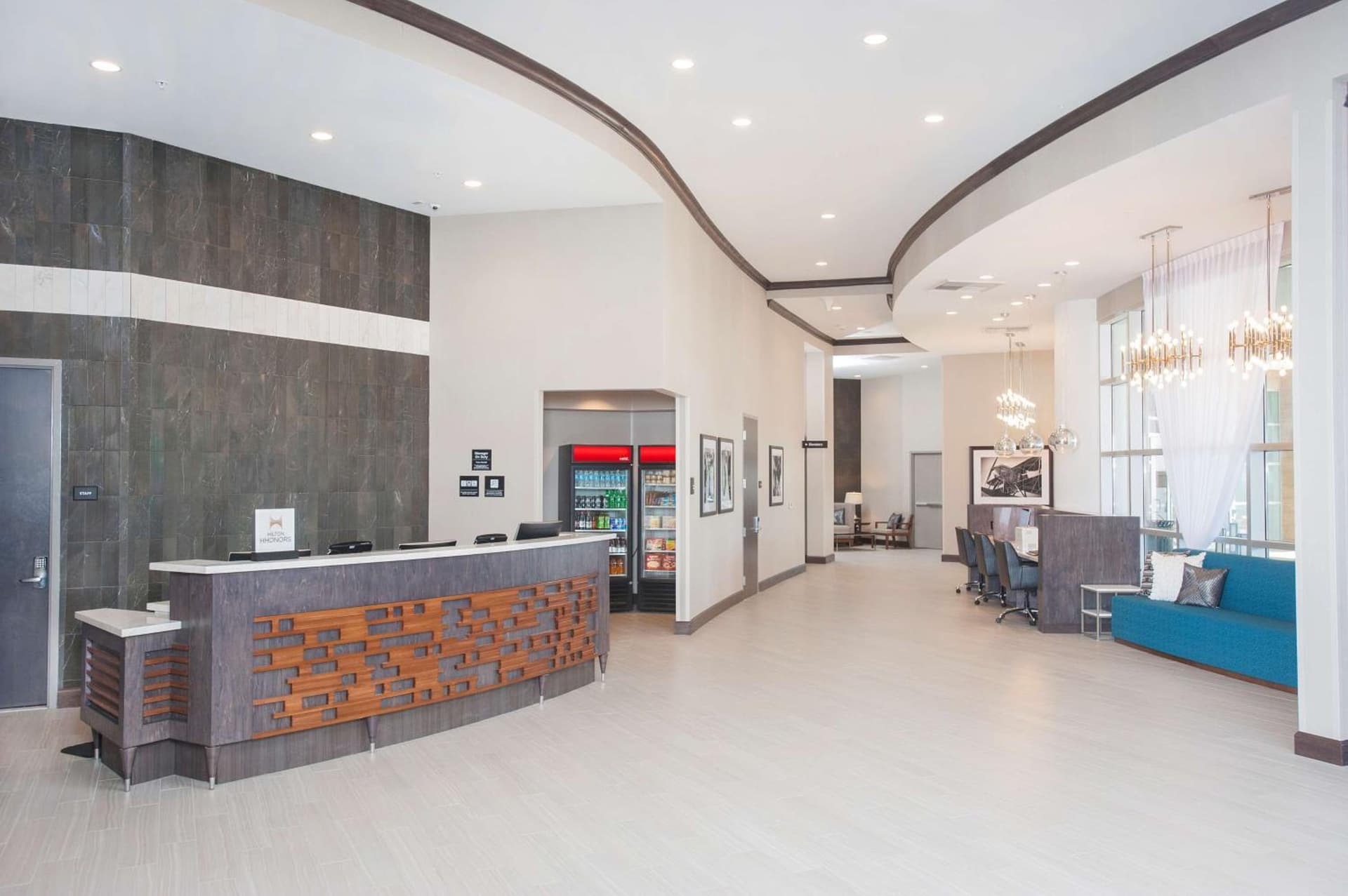Hampton Inn & Suites LAX El Segundo gallery photo in El Segundo, CA — image 26