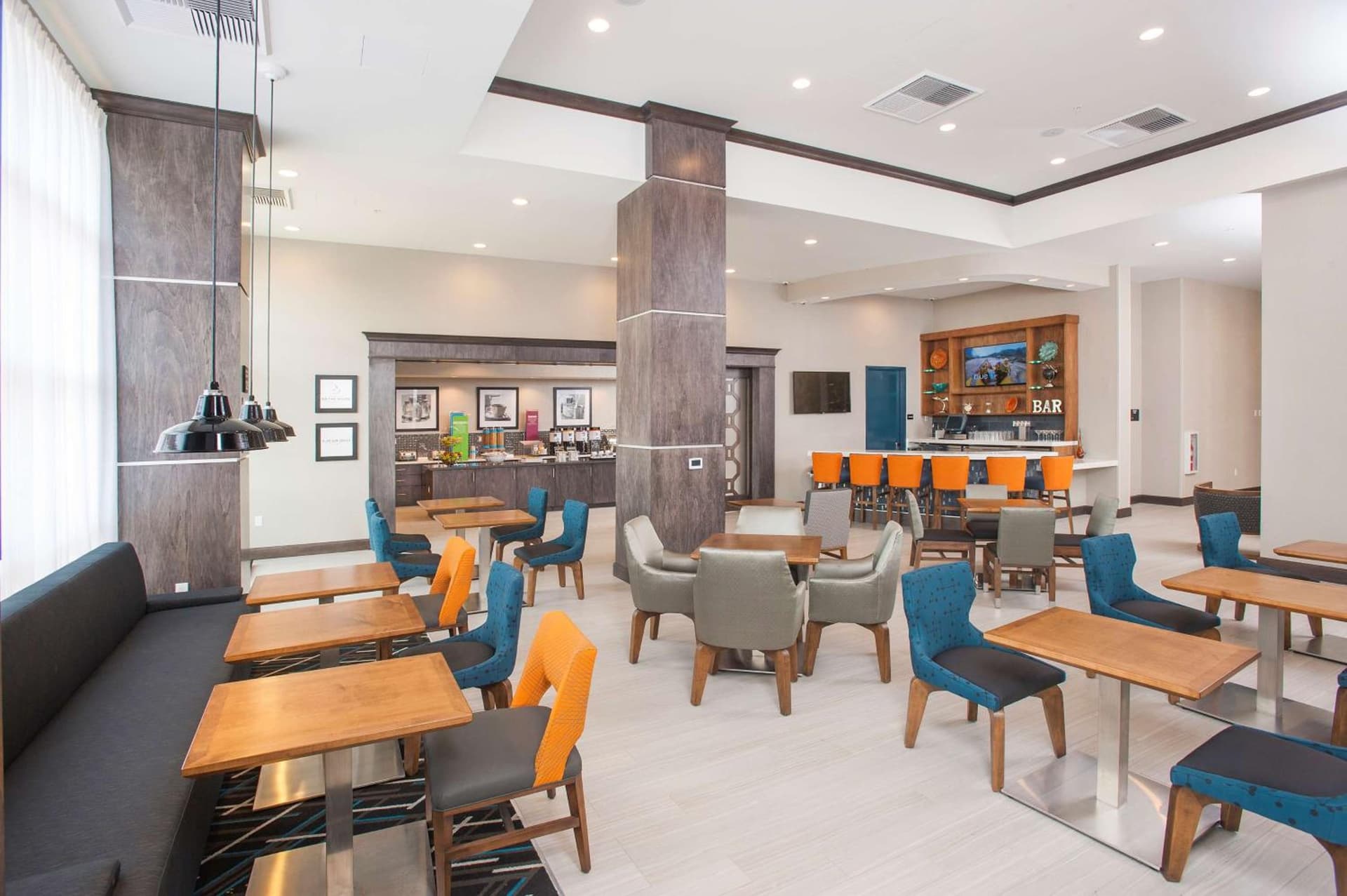 Hampton Inn & Suites LAX El Segundo gallery photo in El Segundo, CA — image 22