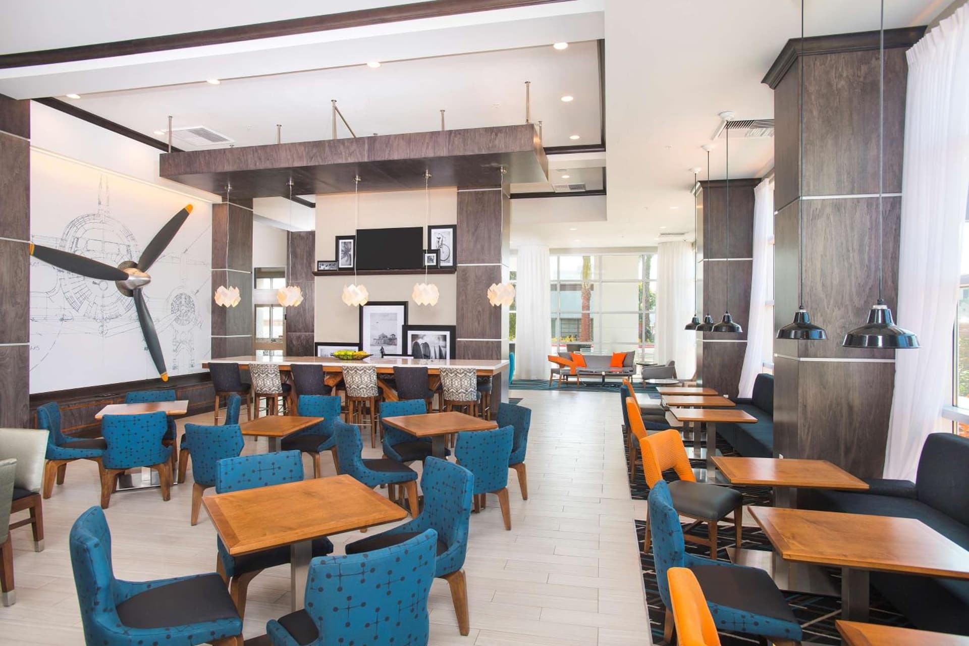 Hampton Inn & Suites LAX El Segundo gallery photo in El Segundo, CA — image 23