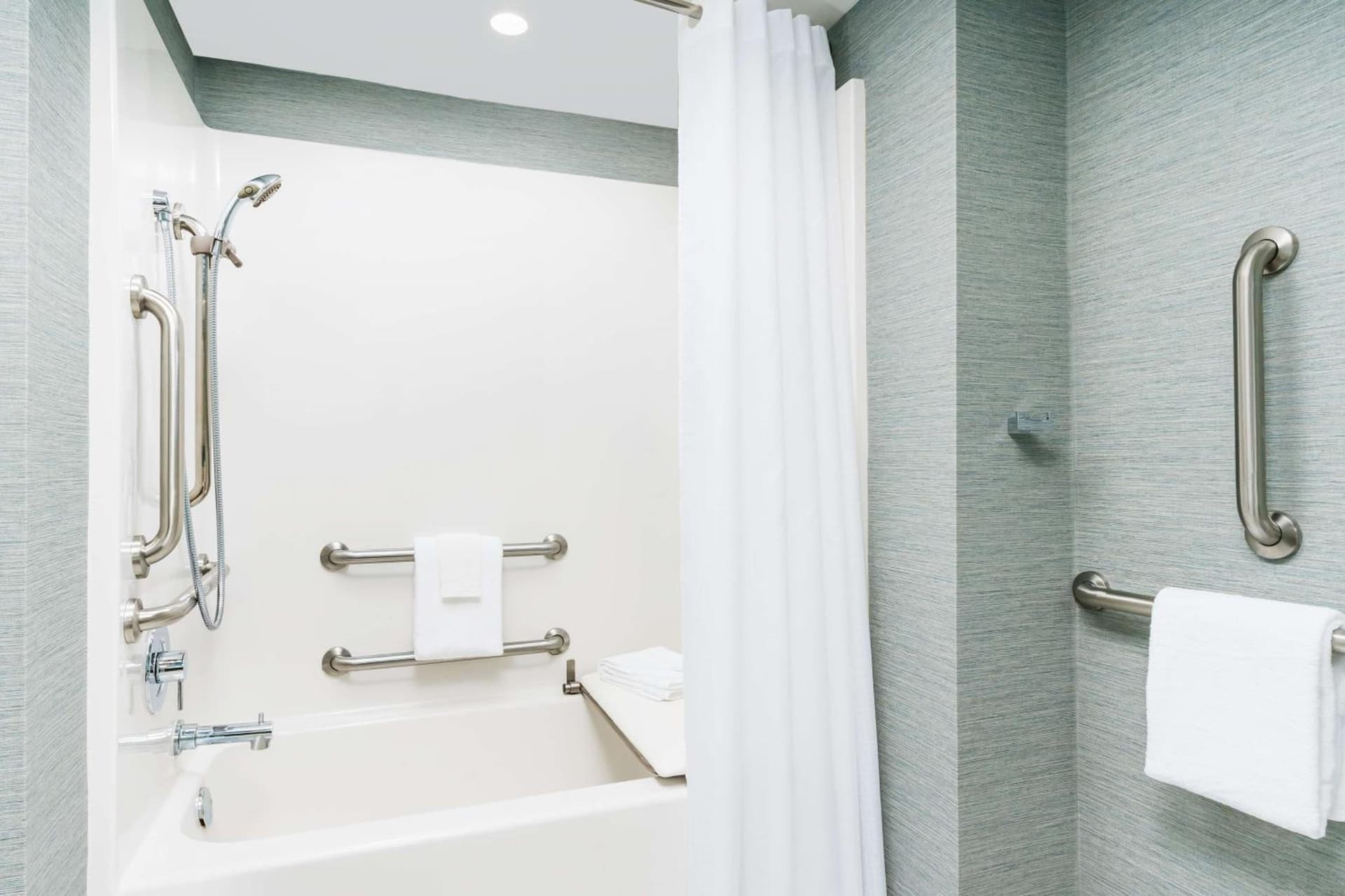 Homewood Suites by Hilton Myrtle Beach Oceanfront gallery photo in Myrtle Beach, SC — image 17