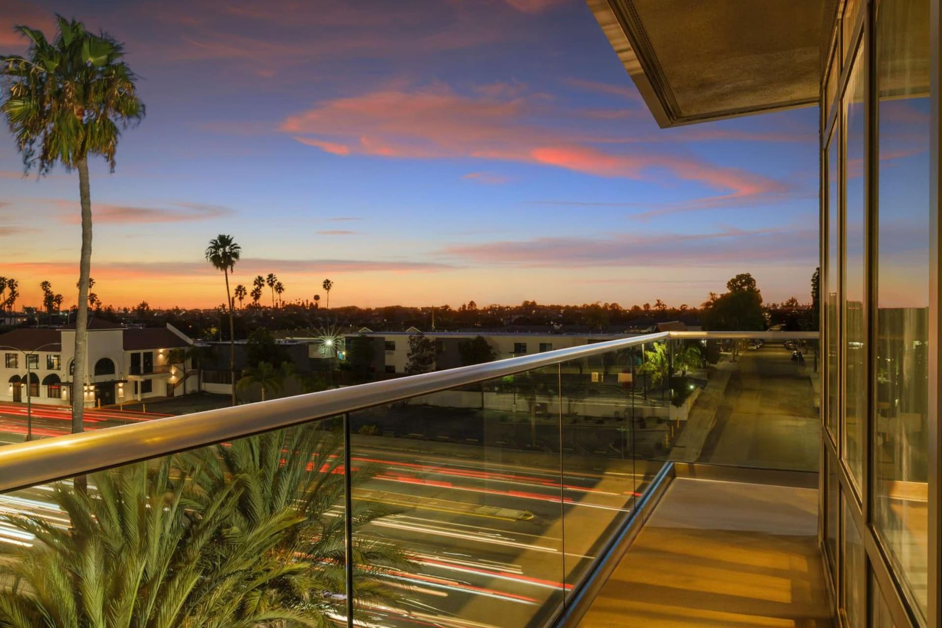 Hampton Inn & Suites LAX El Segundo gallery photo in El Segundo, CA — image 25
