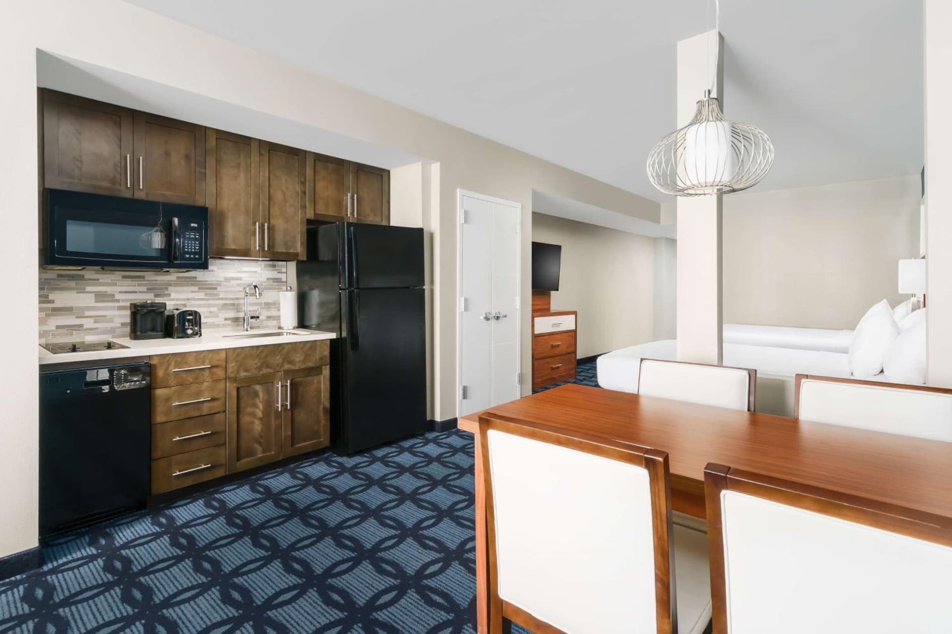 Homewood Suites by Hilton Myrtle Beach Oceanfront gallery photo in Myrtle Beach, SC — image 15