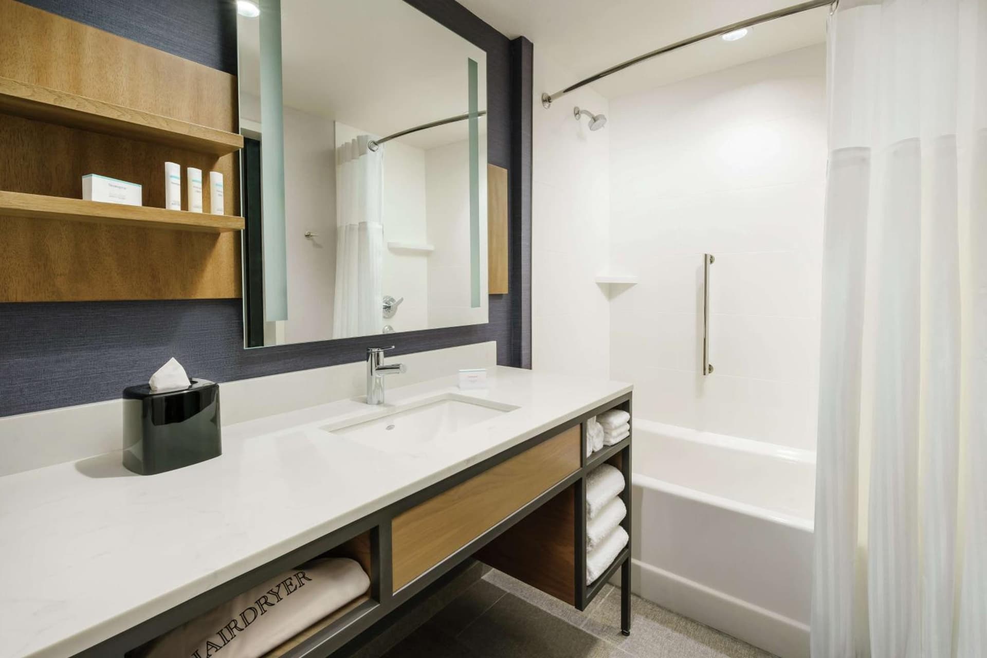 Hilton Garden Inn Sunnyvale gallery photo in Sunnyvale, CA — image 24
