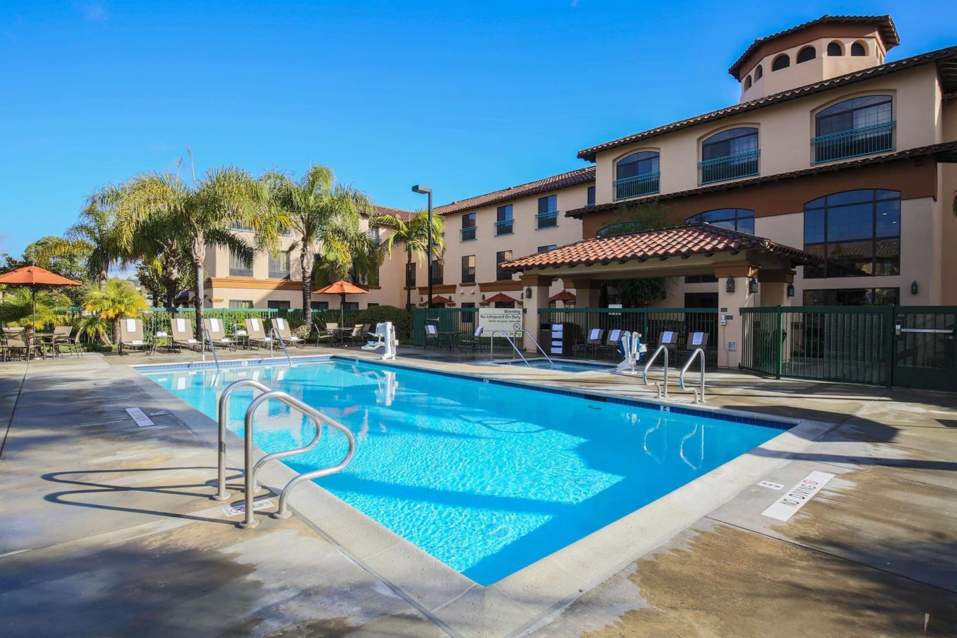 Hampton Inn & Suites Camarillo gallery photo in Camarillo, CA — image 35