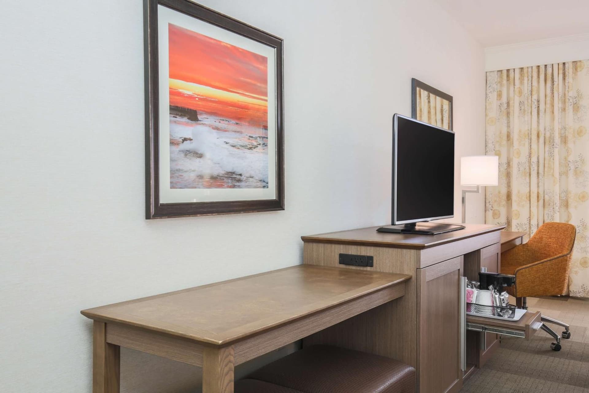 Hampton Inn & Suites Camarillo gallery photo in Camarillo, CA — image 44