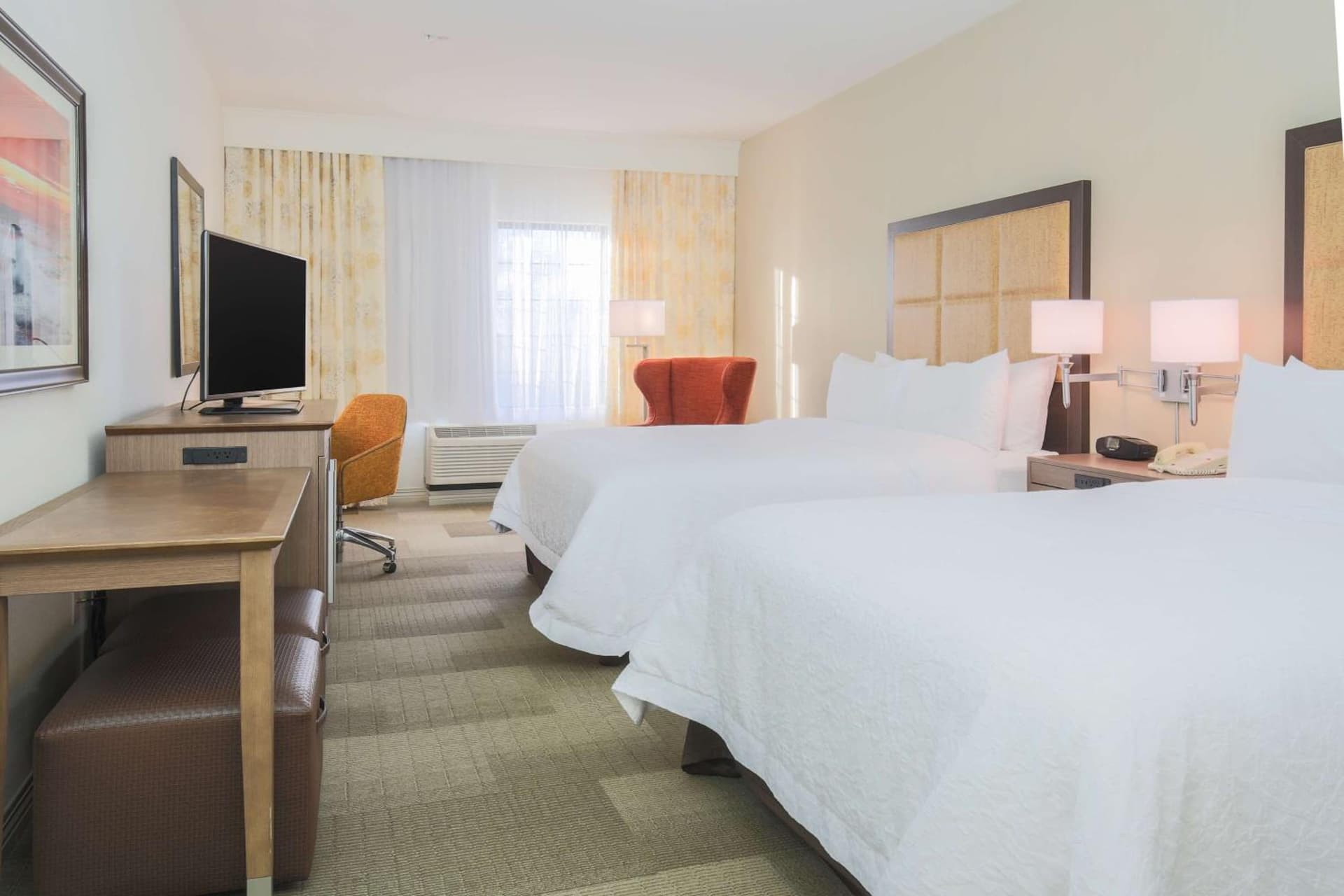 Hampton Inn & Suites Camarillo gallery photo in Camarillo, CA — image 6