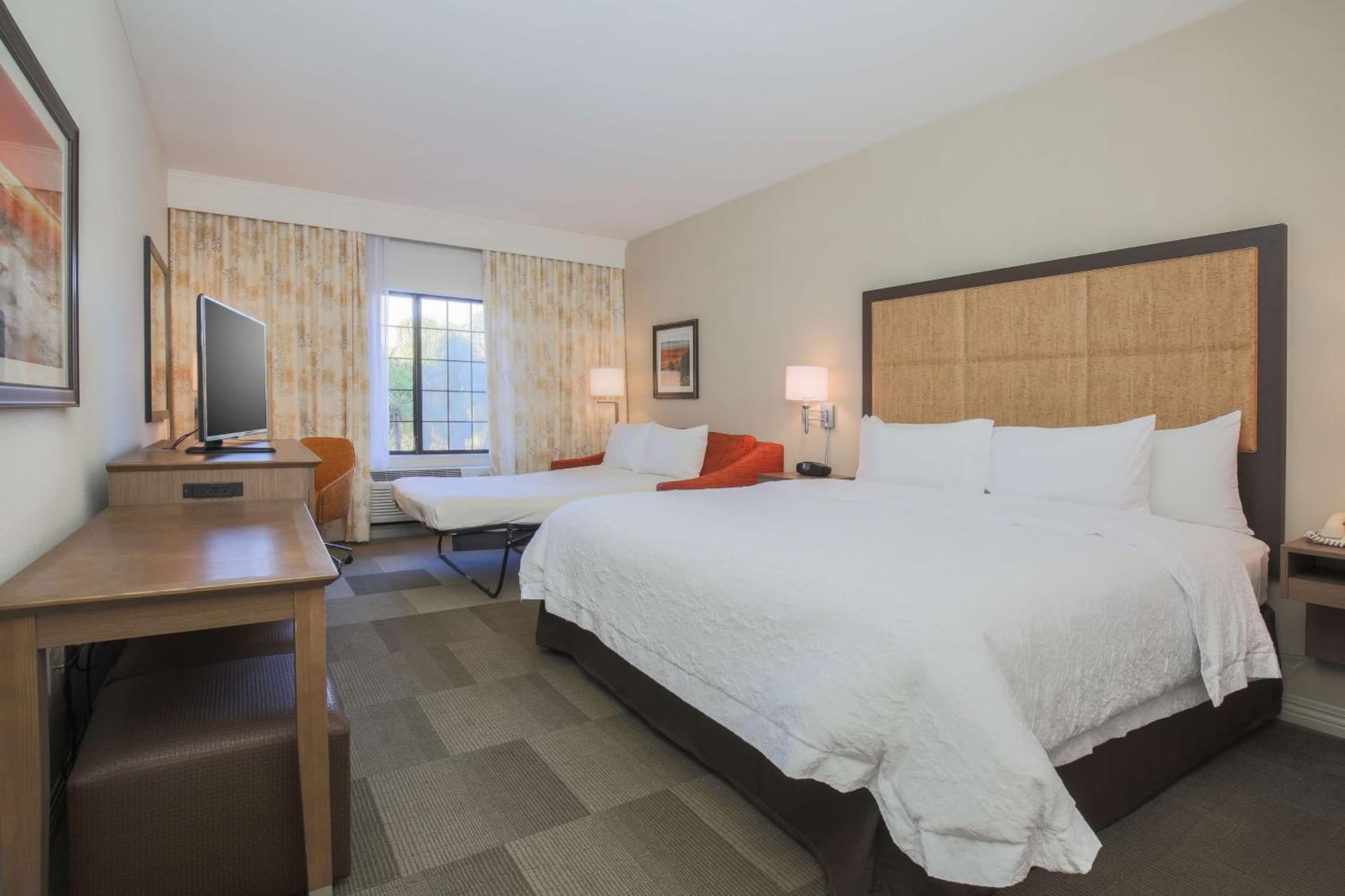 Hampton Inn & Suites Camarillo gallery photo in Camarillo, CA — image 48