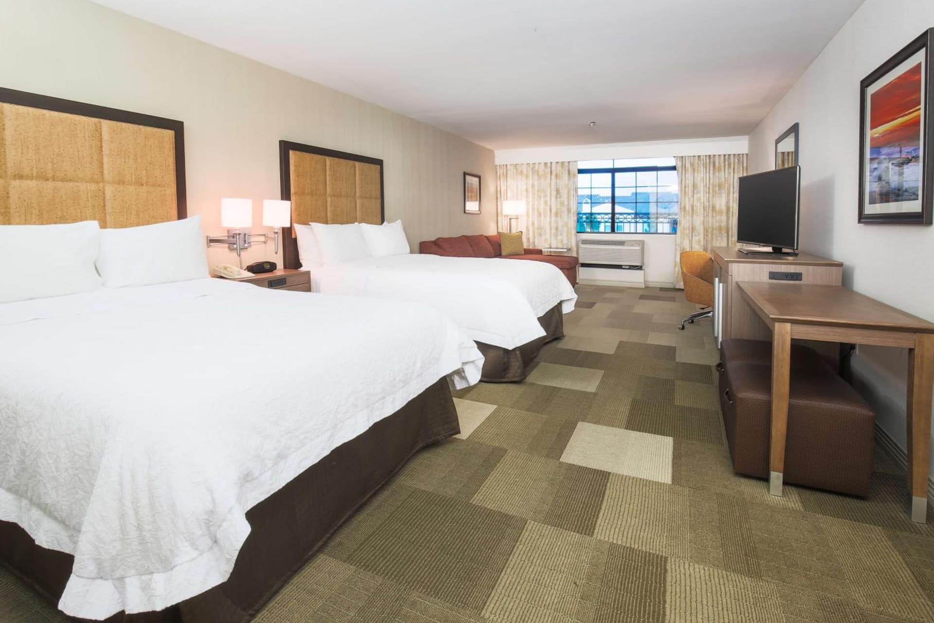 Hampton Inn & Suites Camarillo gallery photo in Camarillo, CA — image 26