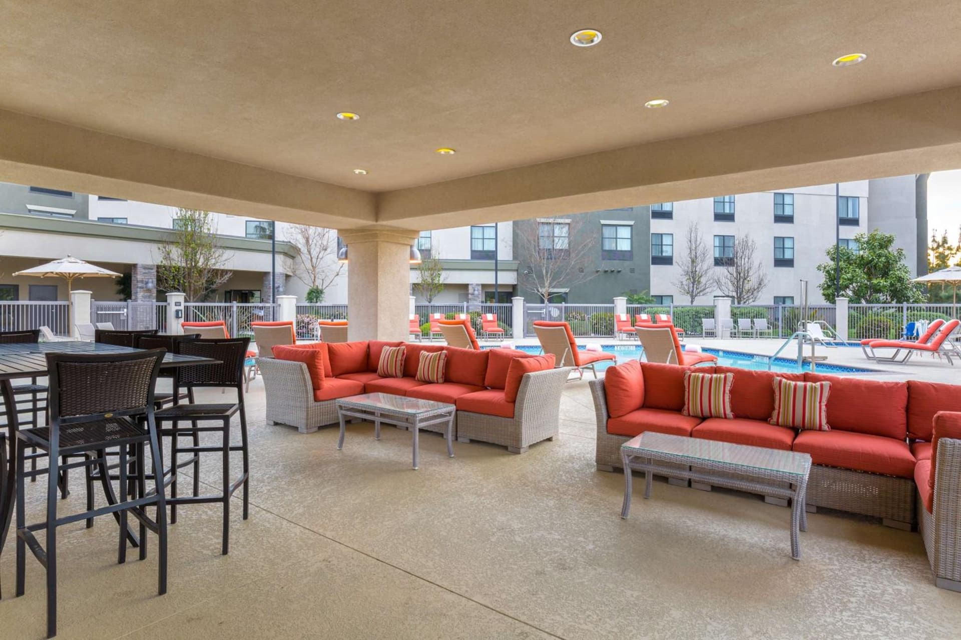Hampton Inn & Suites San Diego-Poway interior in Poway, CA — gallery photo 2