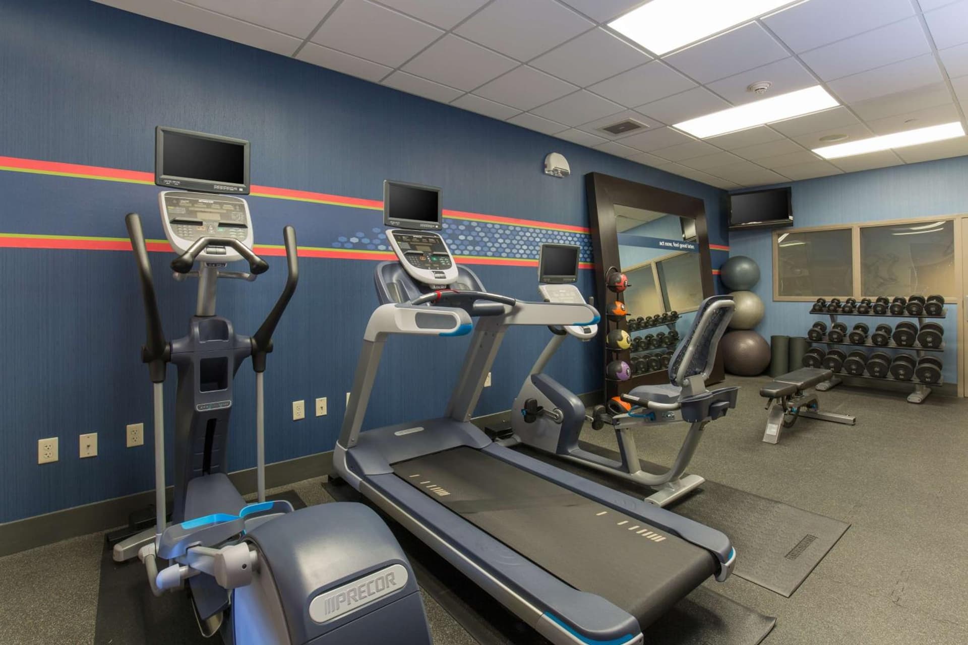Hampton Inn & Suites San Diego-Poway gallery photo in Poway, CA — image 26
