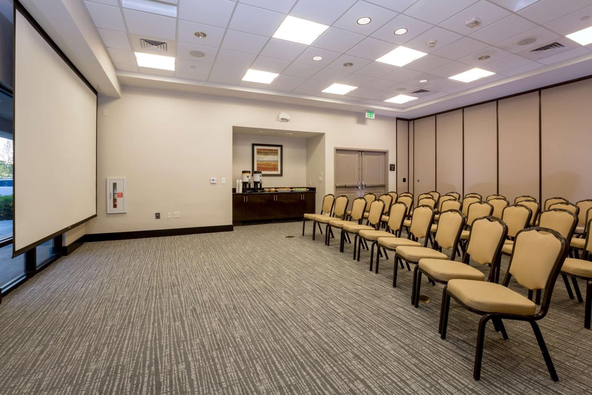 Hampton Inn & Suites San Diego-Poway gallery photo in Poway, CA — image 18