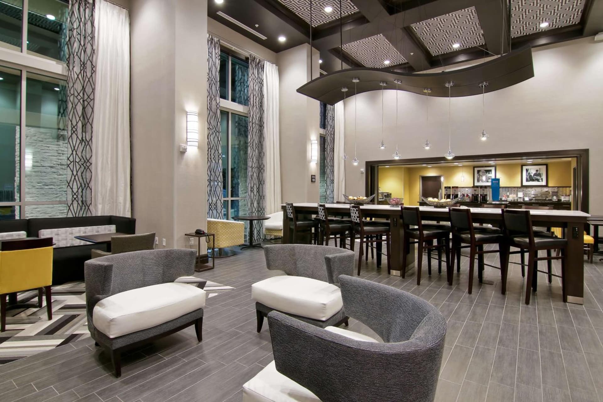 Hampton Inn & Suites Bellevue Downtown/Seattle gallery photo in Bellevue, WA — image 26