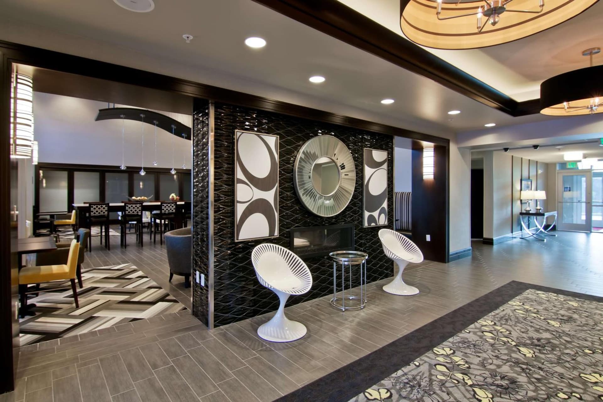Hampton Inn & Suites Bellevue Downtown/Seattle gallery photo in Bellevue, WA — image 25