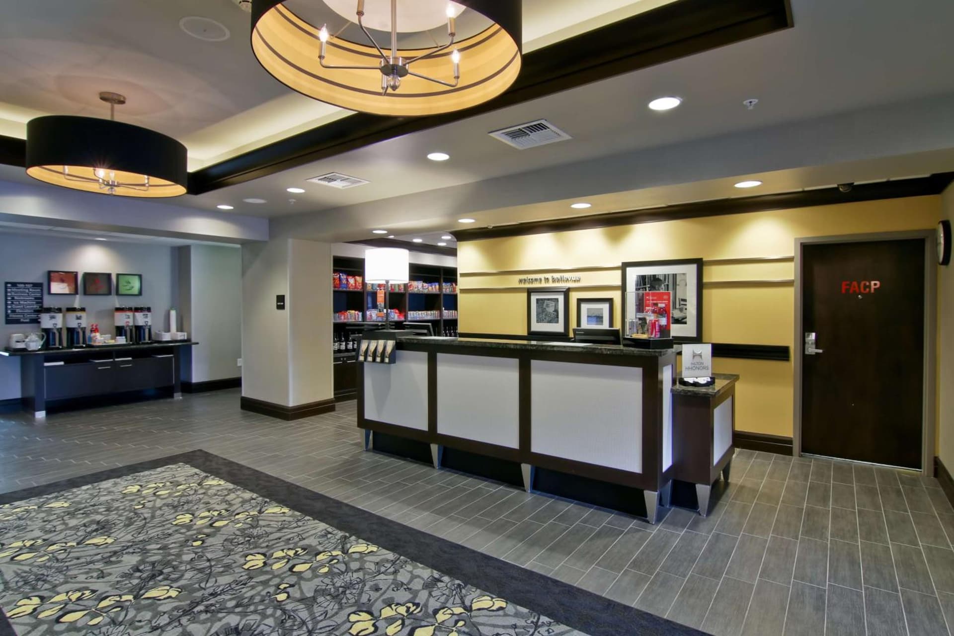 Hampton Inn & Suites Bellevue Downtown/Seattle gallery photo in Bellevue, WA — image 16