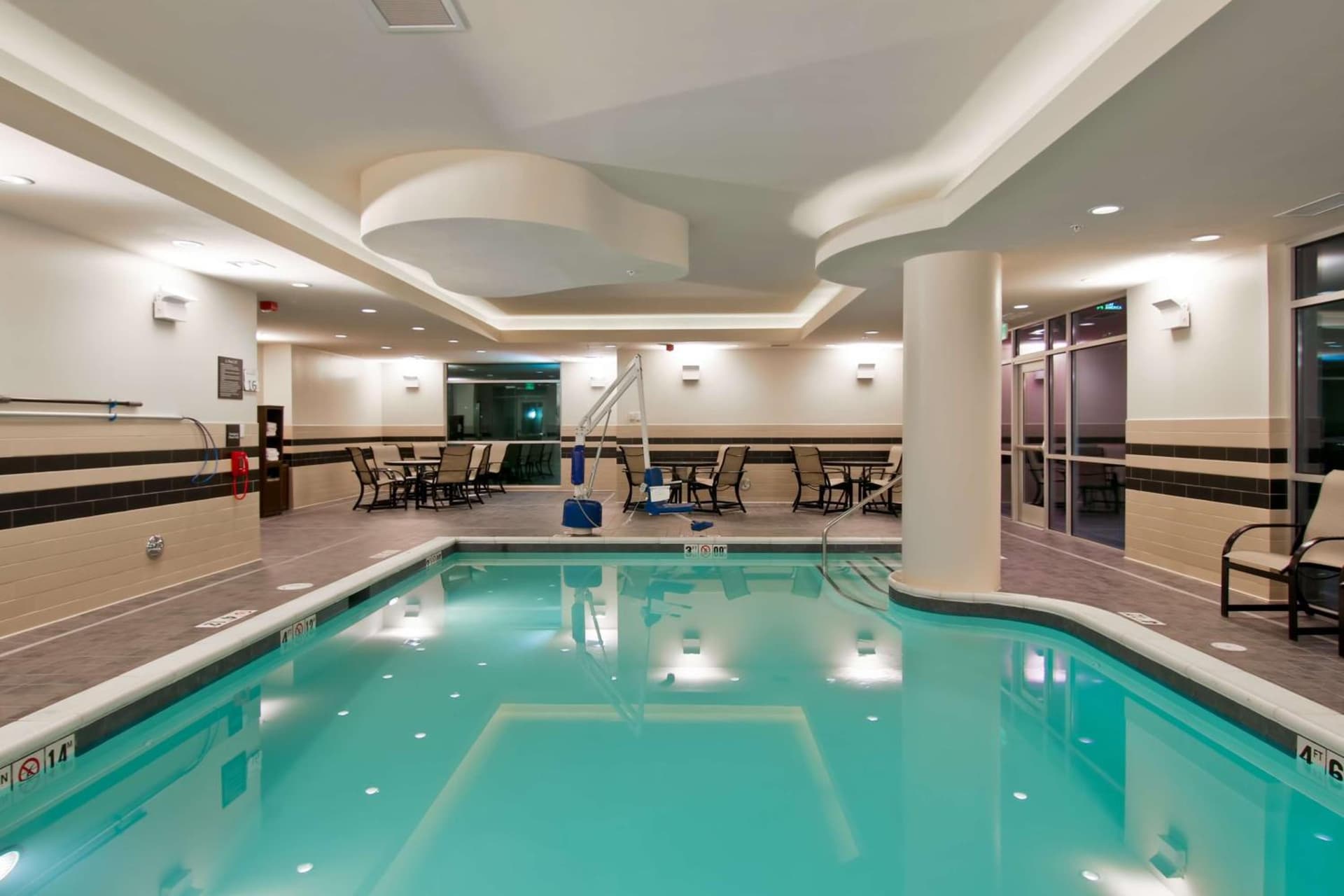 Hampton Inn & Suites Bellevue Downtown/Seattle gallery photo in Bellevue, WA — image 37