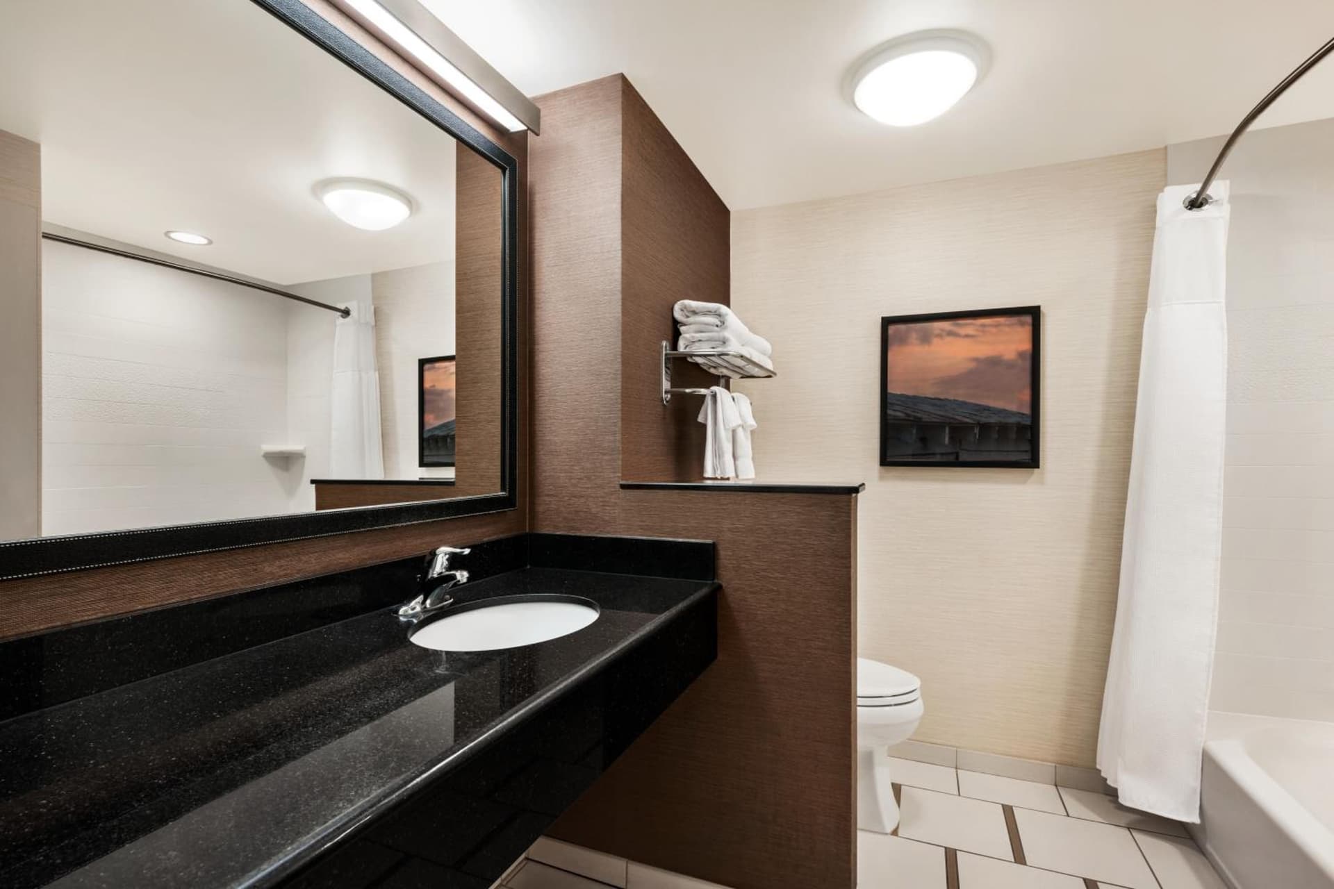 Fairfield Inn & Suites by Marriott Hershey Chocolate Avenue property views in Hershey, PA — gallery photo 3