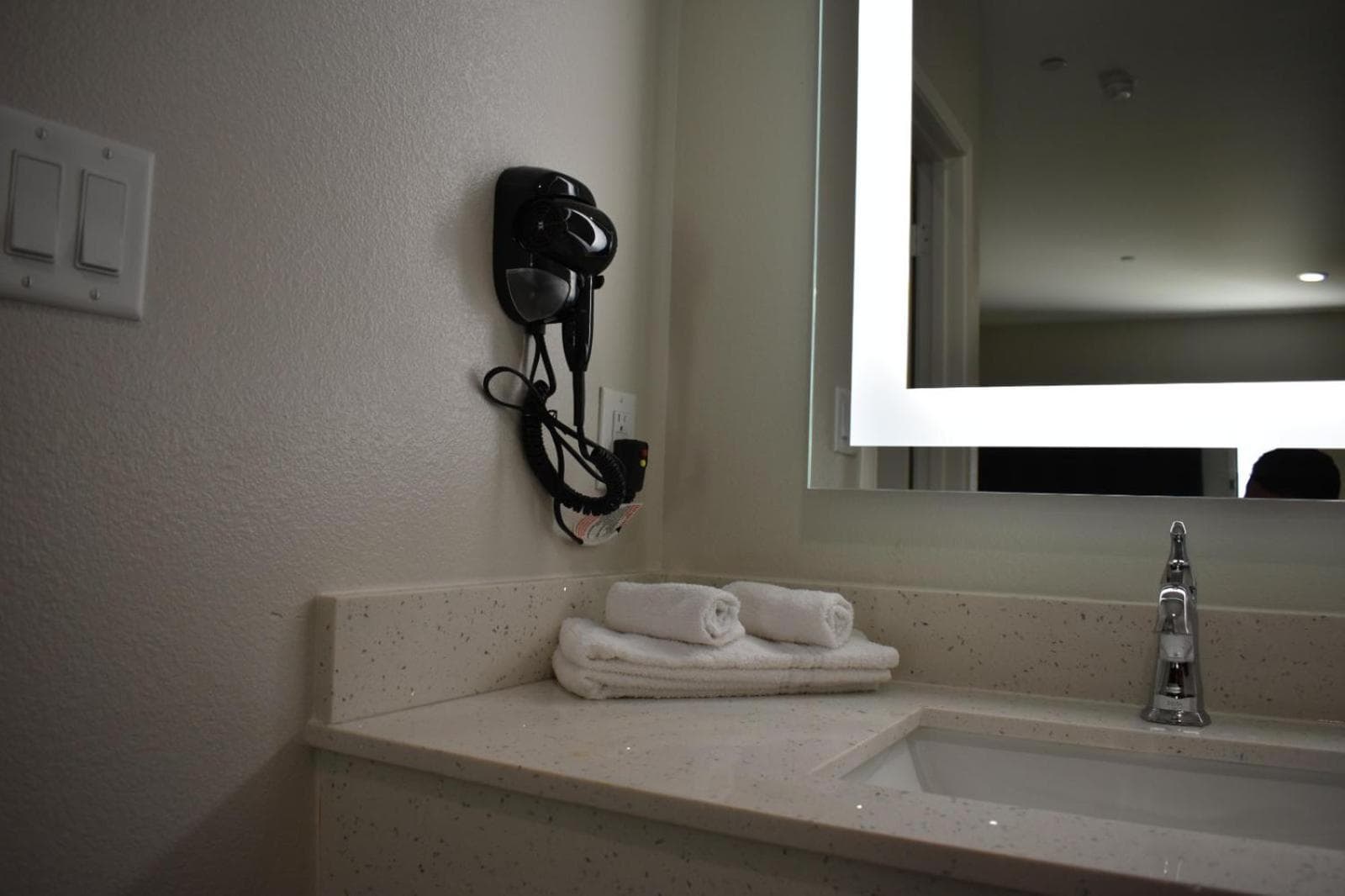 Blue Star Inn gallery photo in Houston, TX — image 7