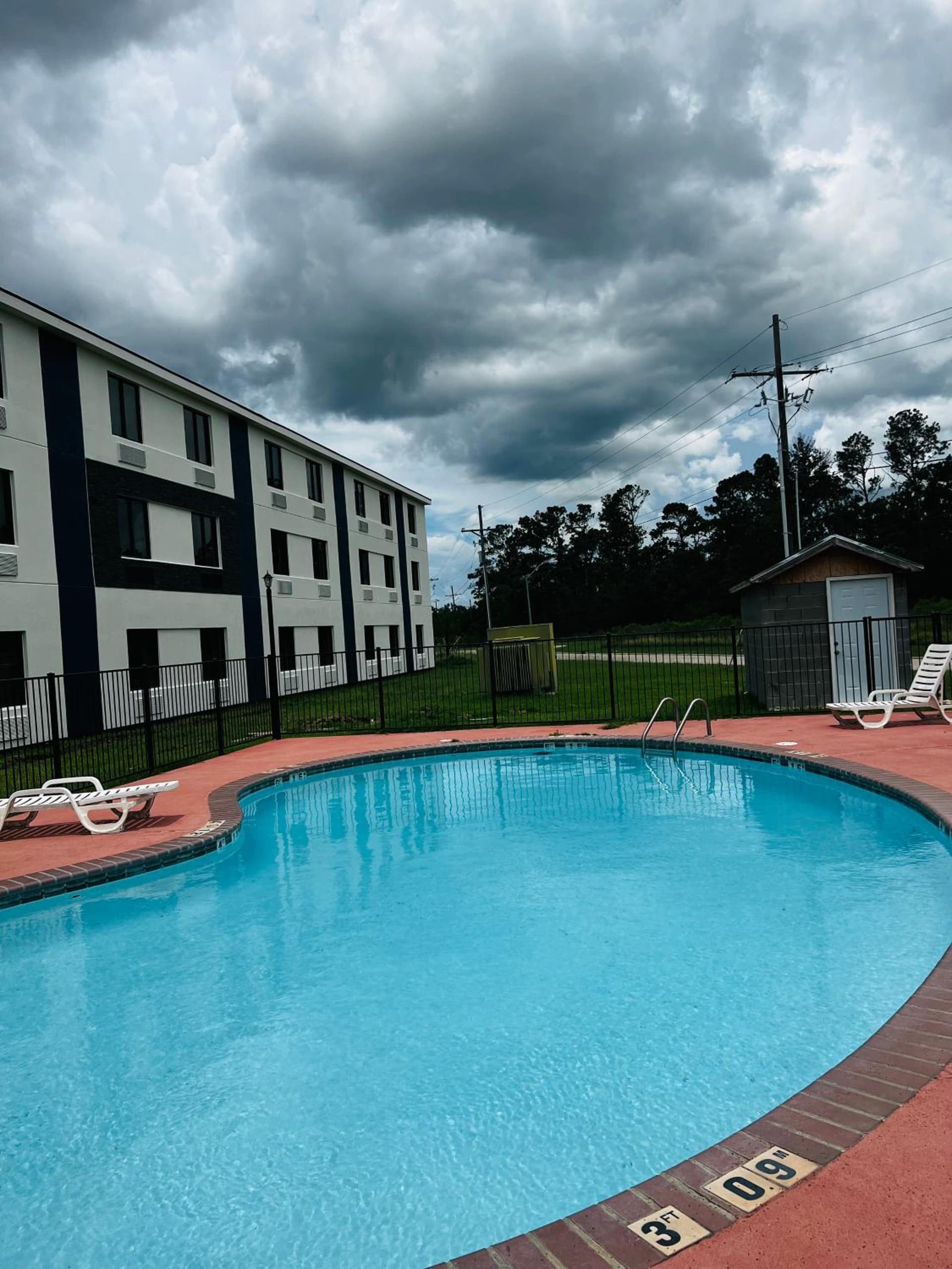 Quality Inn & Suites Lake Charles South property views in Lake Charles, LA — gallery photo 3