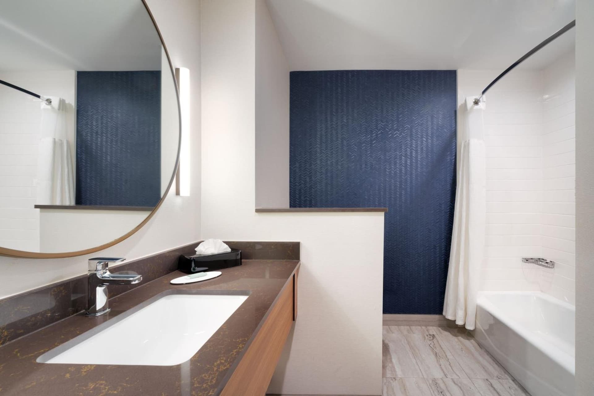 Fairfield by Marriott Inn & Suites Houston League City gallery photo in League City, TX — image 16