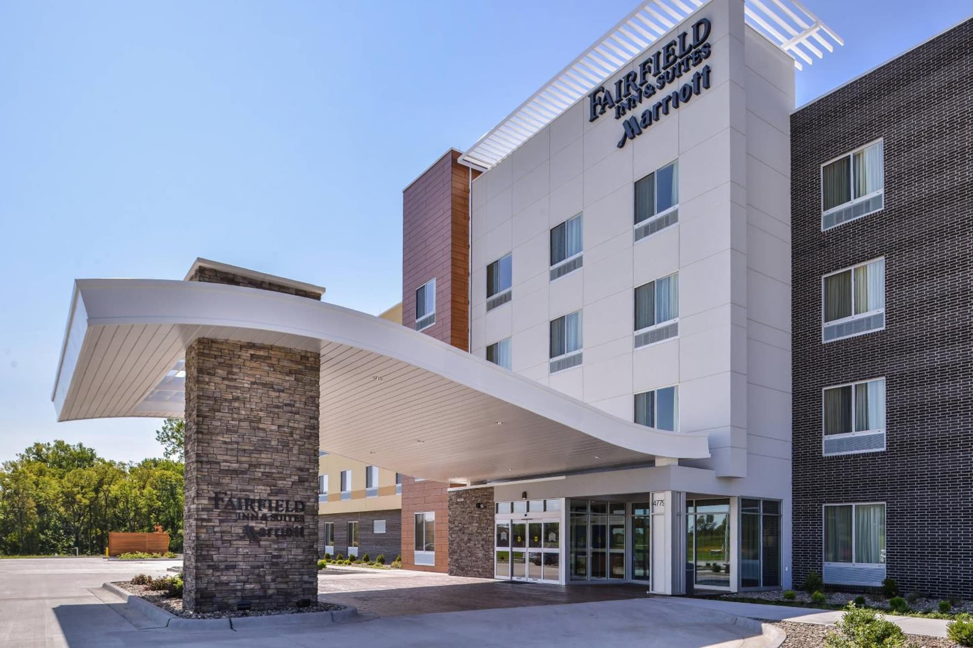Fairfield Inn & Suites by Marriott St. Joseph property views in Saint Joseph, MO — gallery photo 3