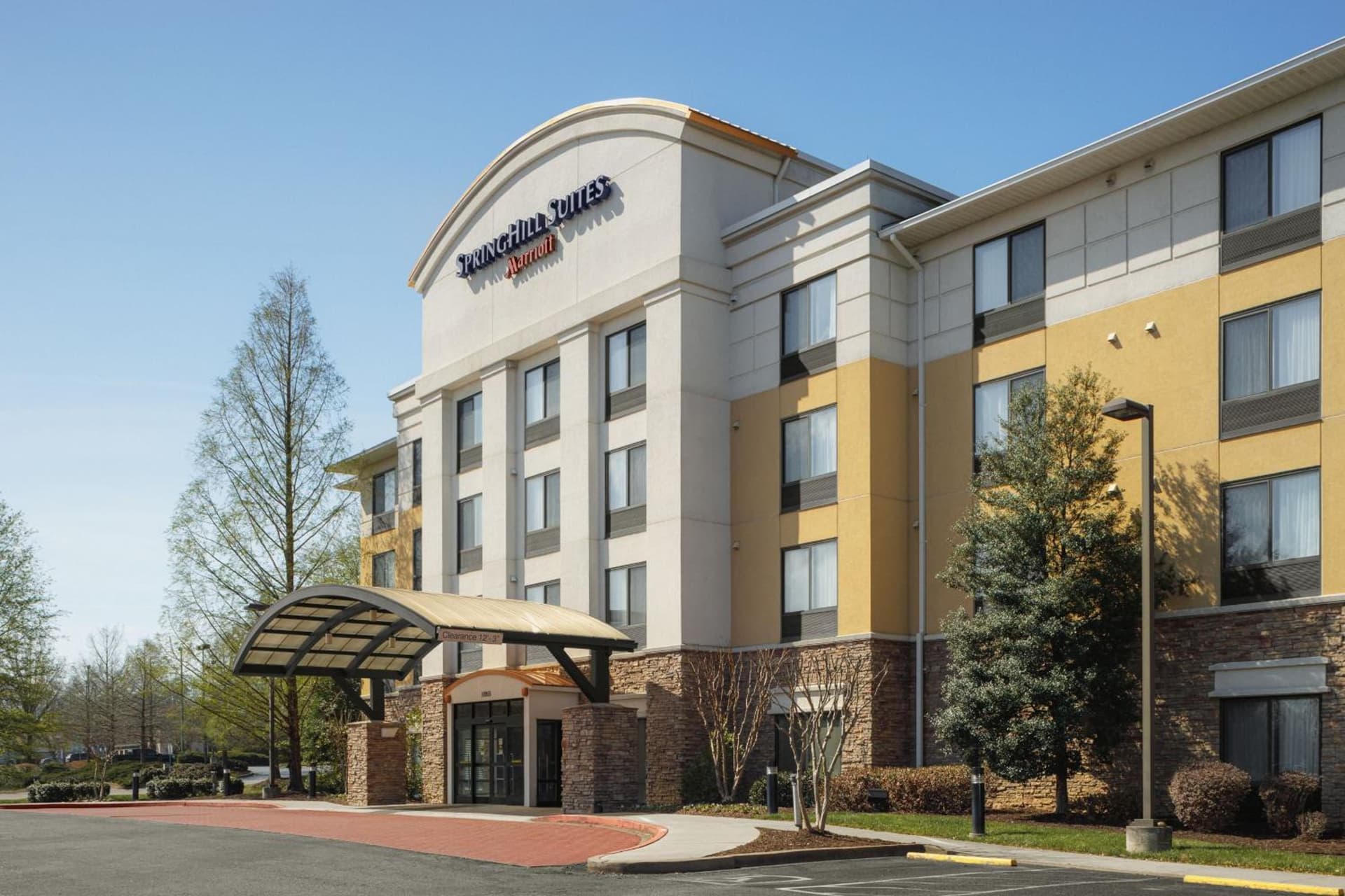 SpringHill Suites Knoxville At Turkey Creek interior in Knoxville, TN — gallery photo 2
