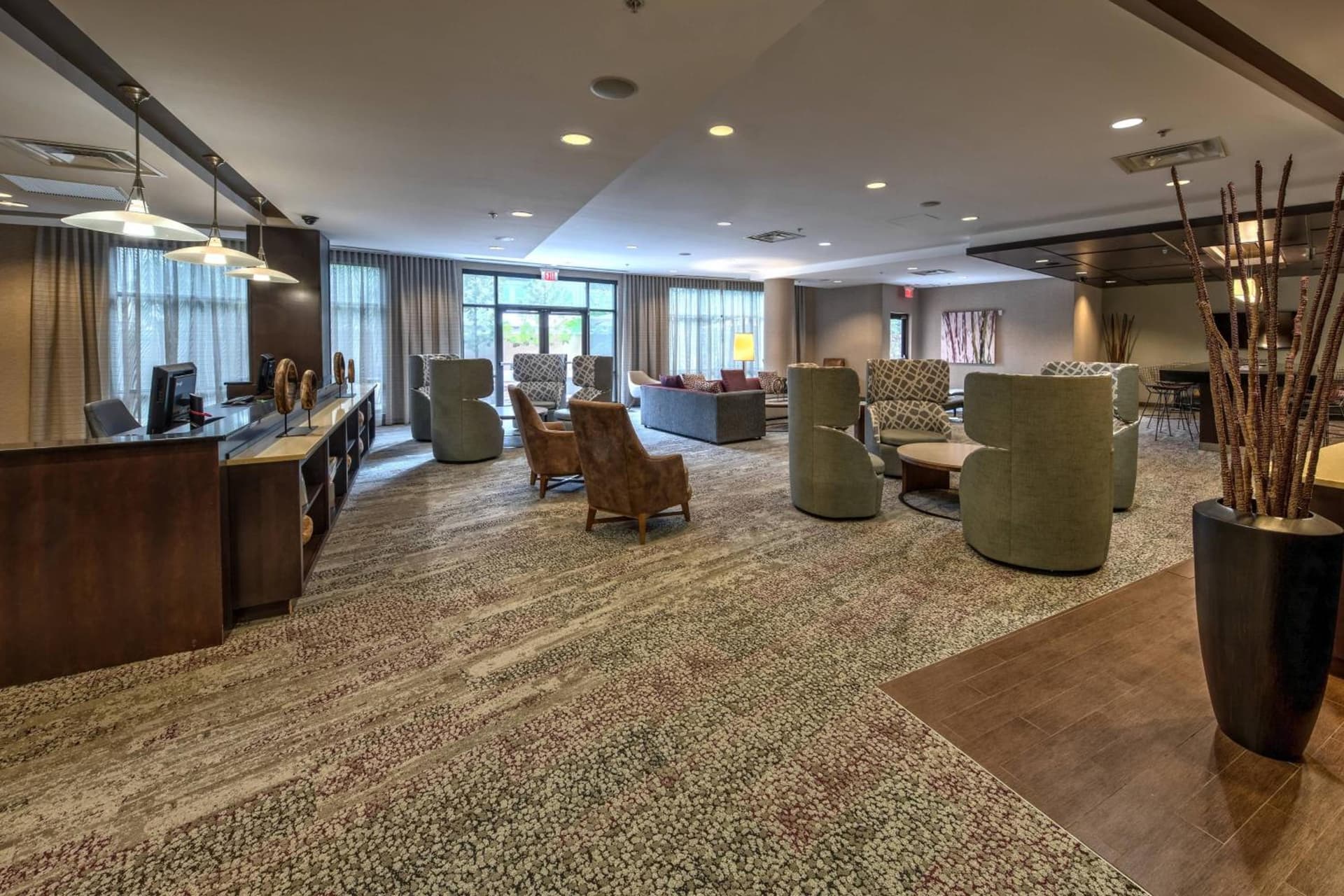 Courtyard Newport News Airport property views in Newport News, VA — gallery photo 3