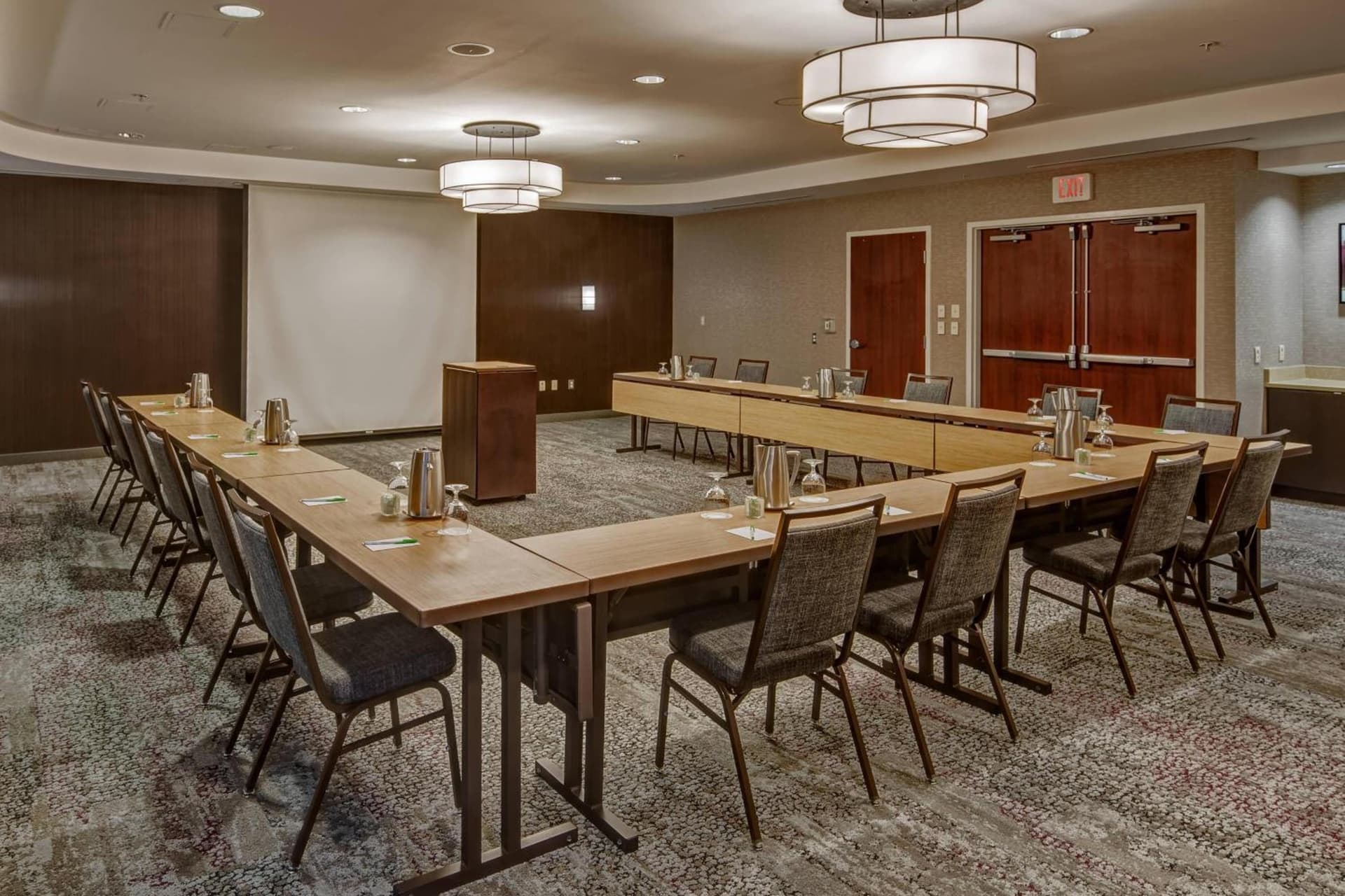 Courtyard Newport News Airport gallery photo in Newport News, VA — image 9