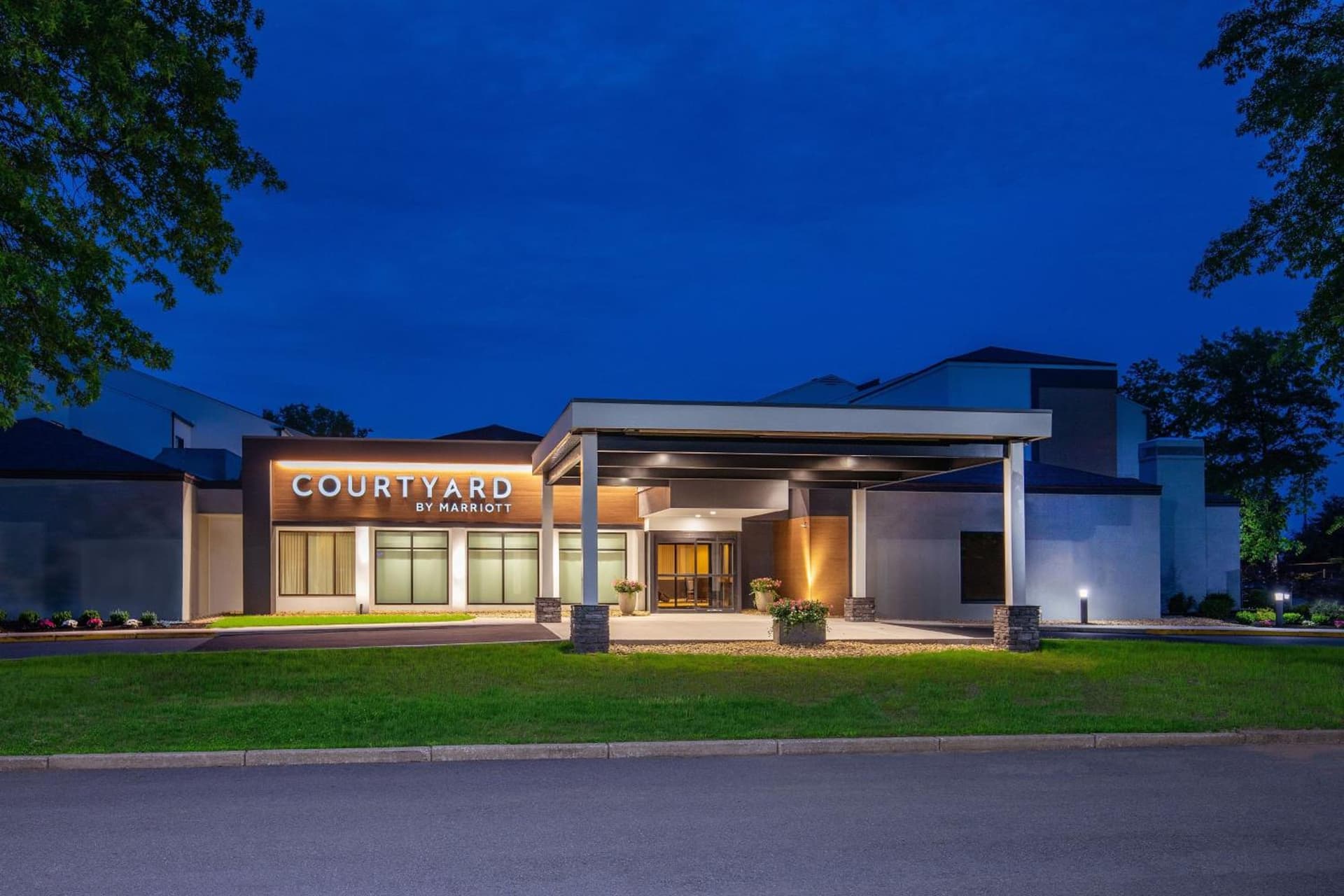 Courtyard by Marriott Boston Andover property views in Andover — gallery photo 3
