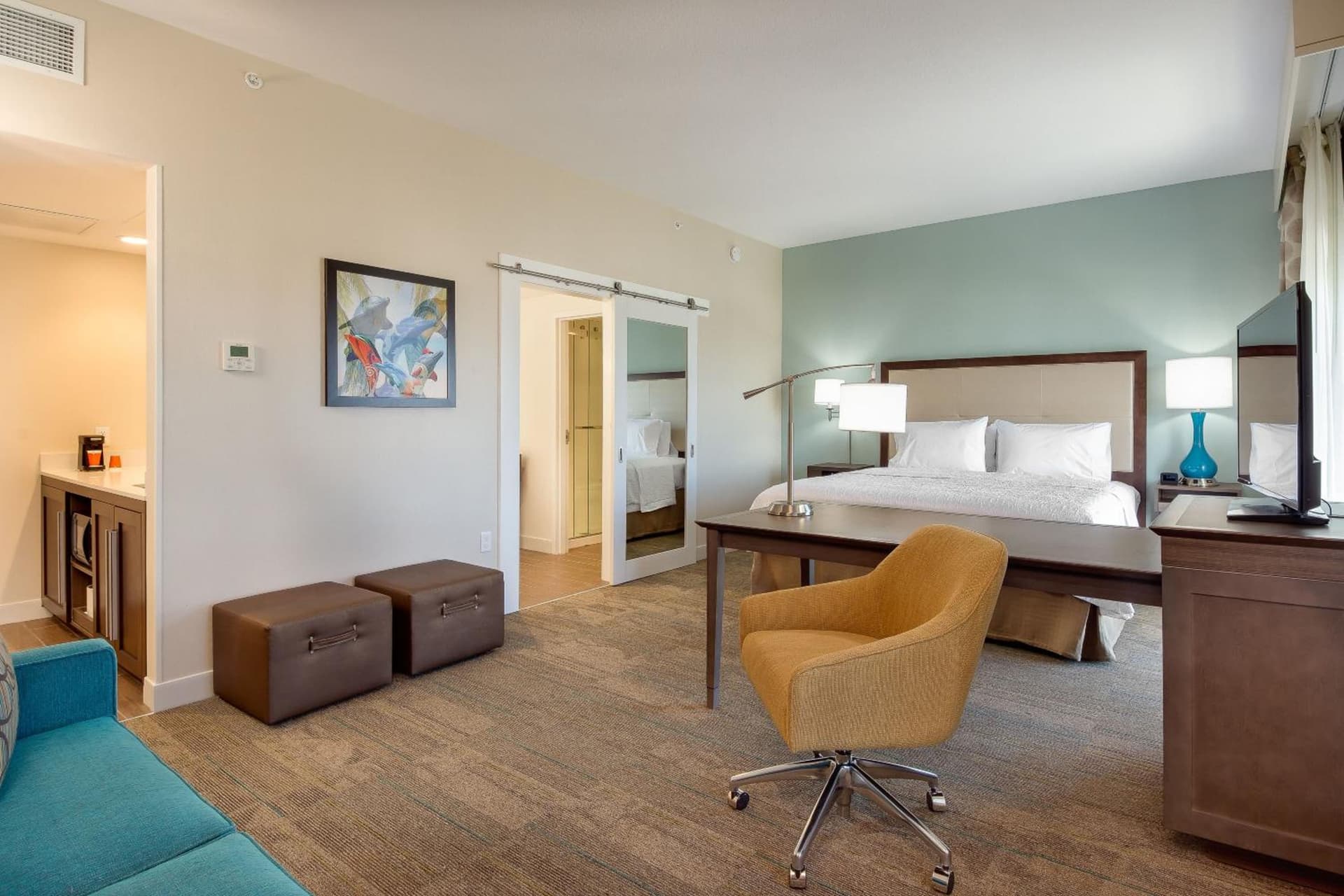 Hampton Inn and Suites Clearwater Beach gallery photo in Clearwater Beach, FL — image 36