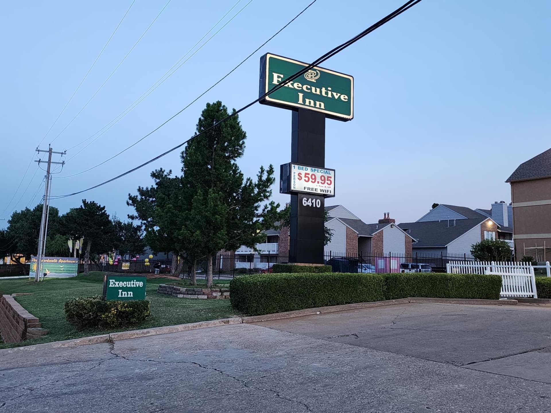 Executive inn — hotel in Oklahoma City, Oklahoma