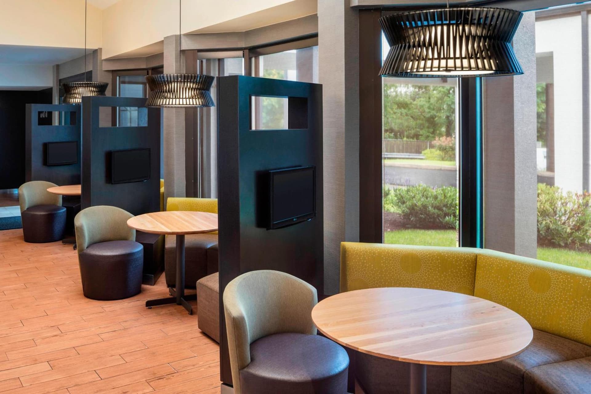 Courtyard by Marriott Tarrytown Westchester County gallery photo in Tarrytown, NY — image 17