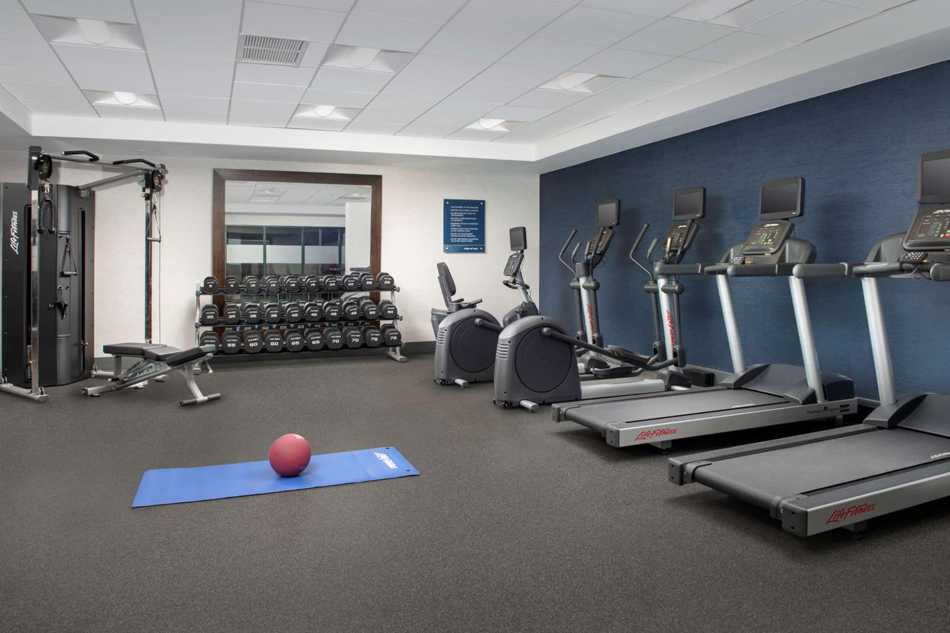 Hampton Inn Baltimore-Downtown-Convention Center gallery photo in Baltimore, MD — image 39