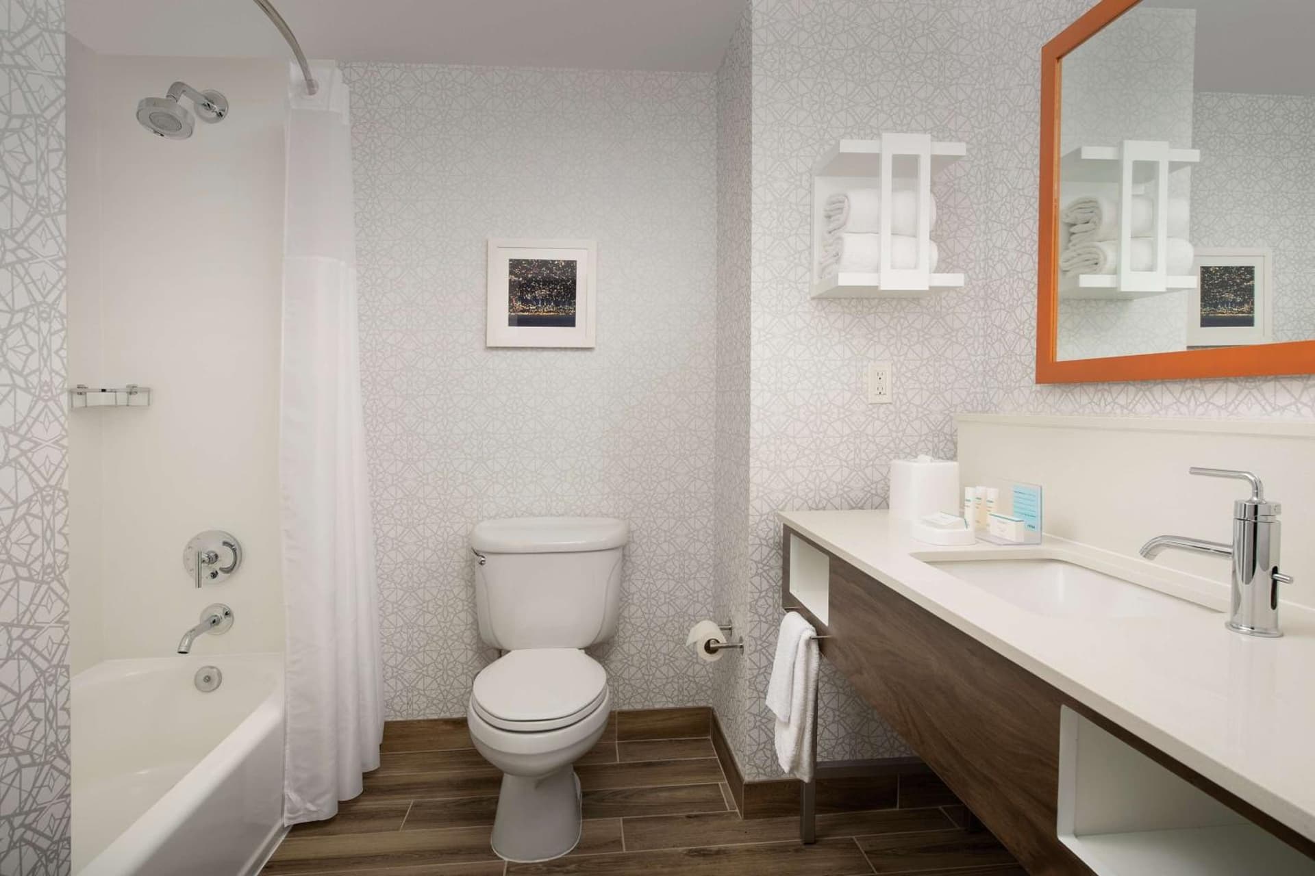 Hampton Inn Baltimore-Downtown-Convention Center gallery photo in Baltimore, MD — image 25
