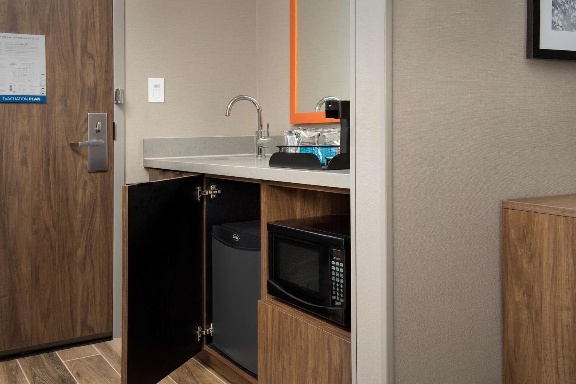 Hampton Inn Baltimore-Downtown-Convention Center gallery photo in Baltimore, MD — image 41
