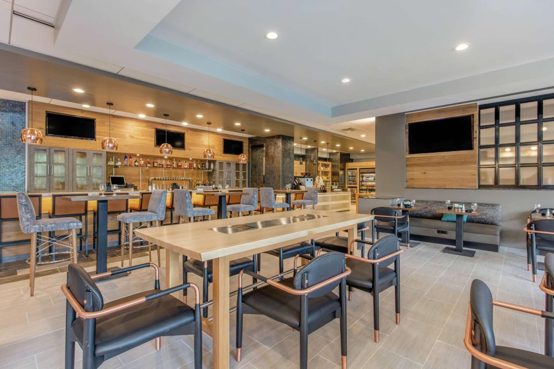 DoubleTree Birmingham Perimeter Park gallery photo in Birmingham, AL — image 42