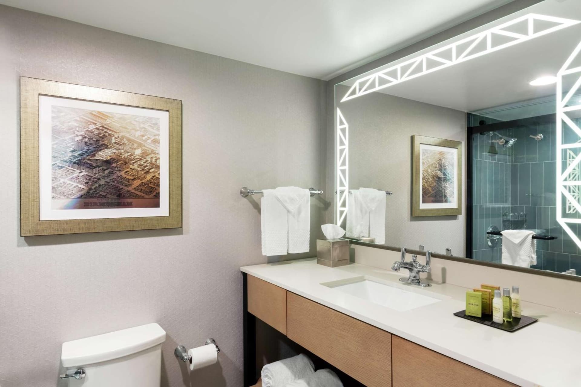 DoubleTree Birmingham Perimeter Park gallery photo in Birmingham, AL — image 31