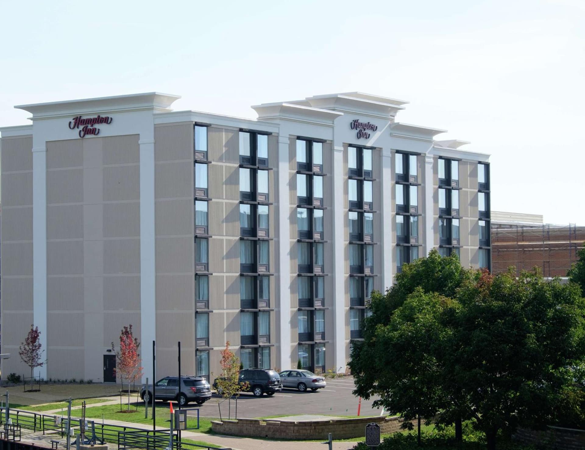 Hampton Inn Green Bay Downtown featured exterior or lobby in Green Bay, WI — similar hotel